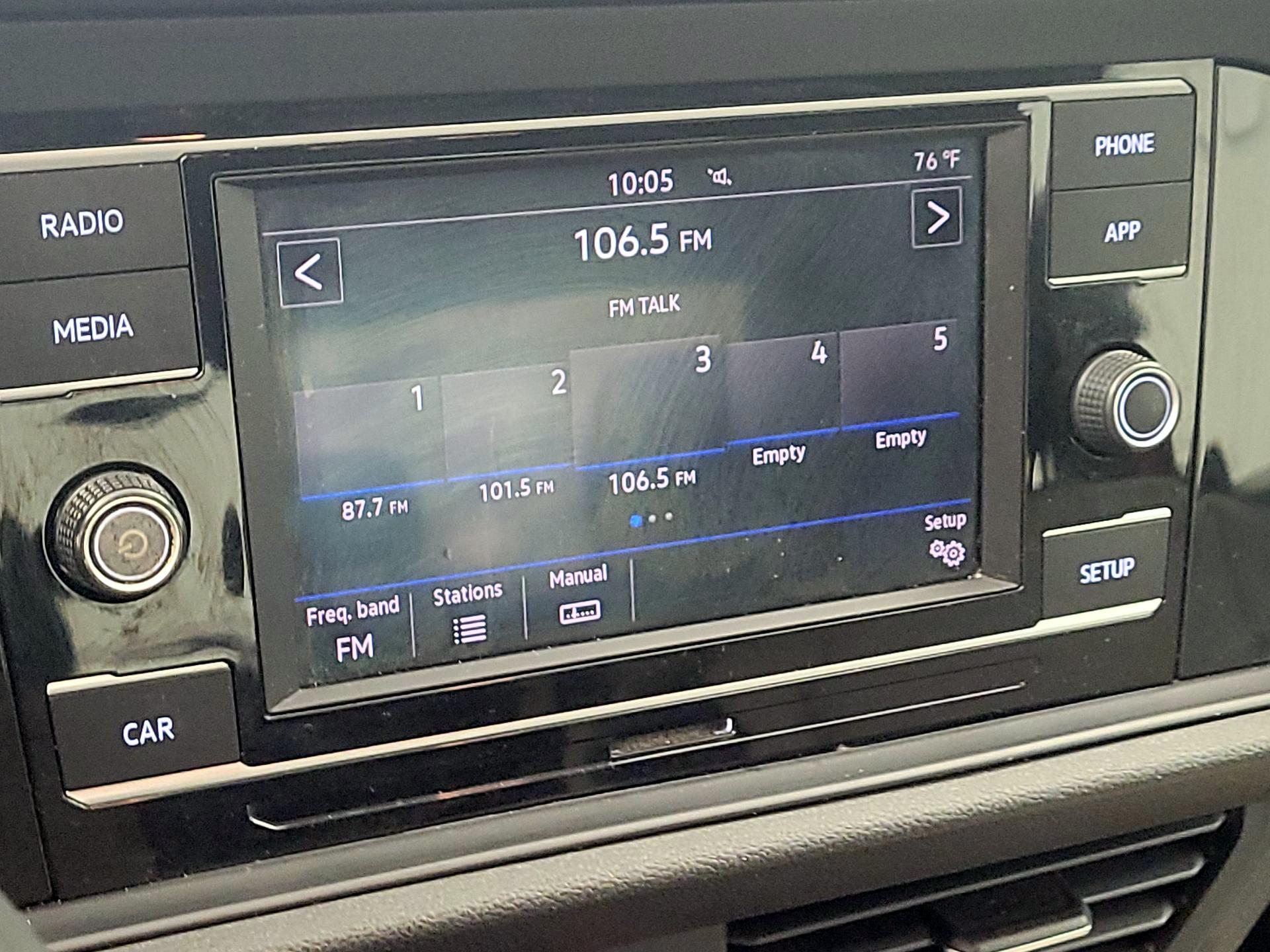 Thumbnail: 2019 Volkswagen Jetta - 15