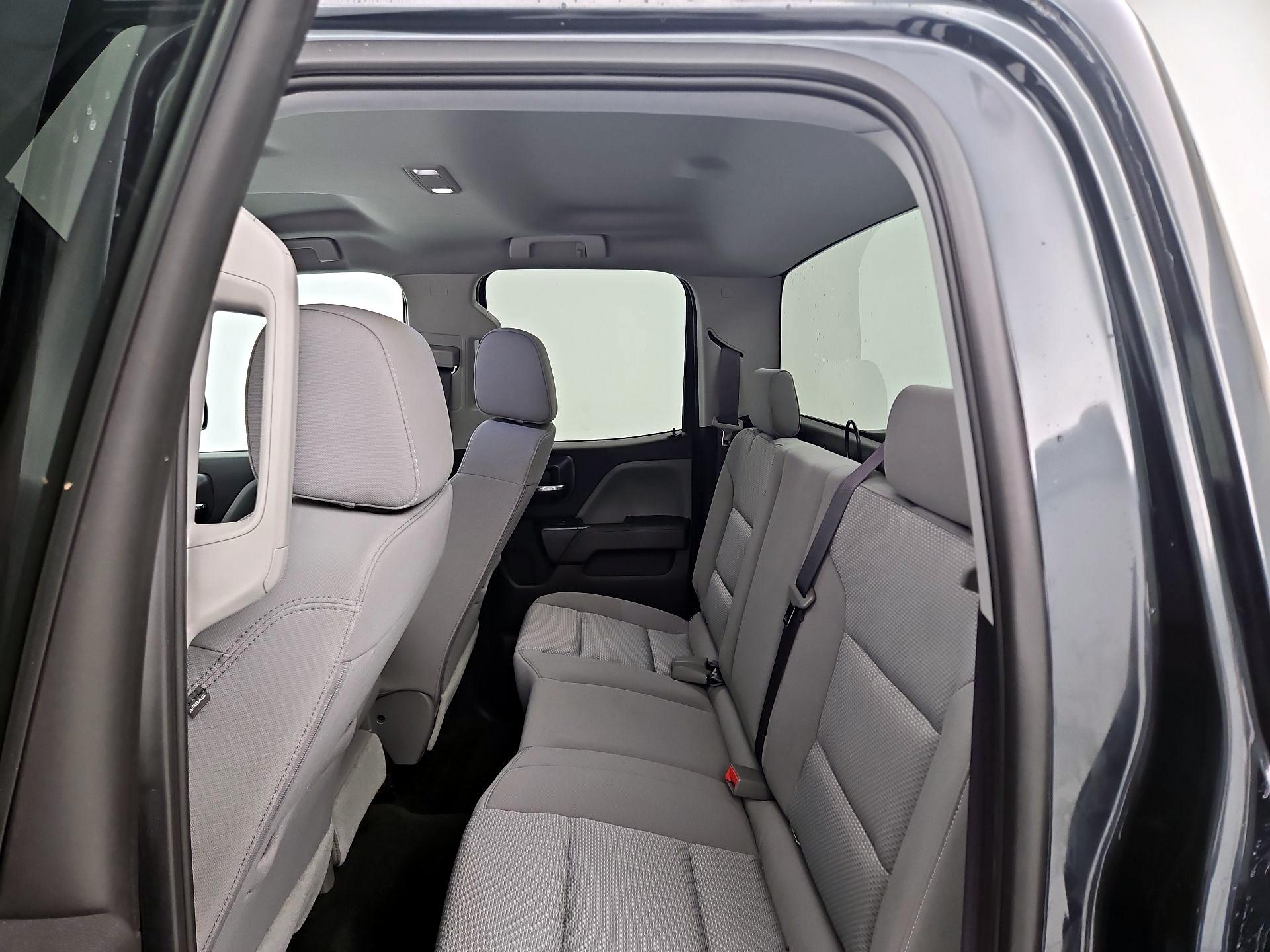 Thumbnail: 2017 Chevrolet Silverado 1500 - 19