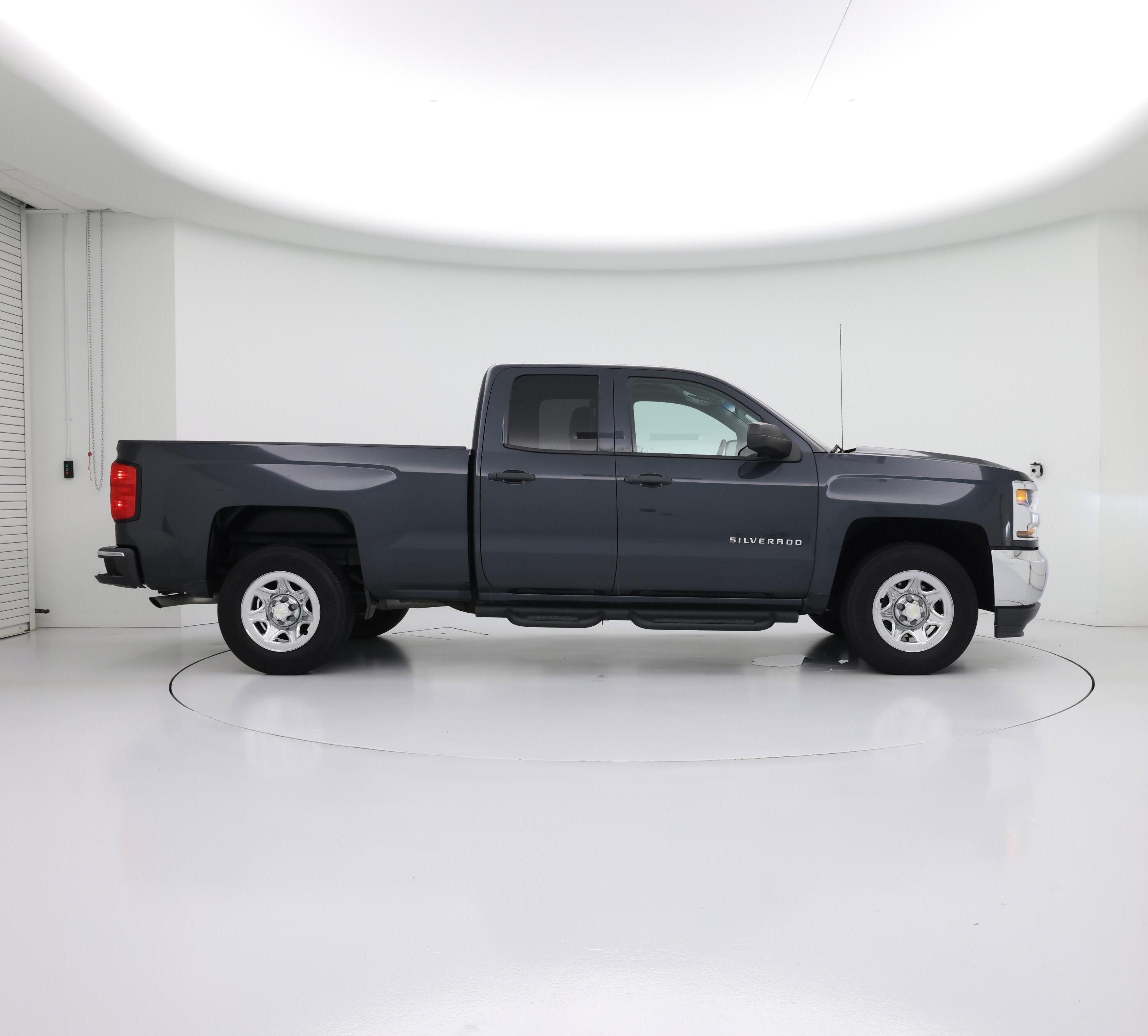 Thumbnail: 2017 Chevrolet Silverado 1500 - 7