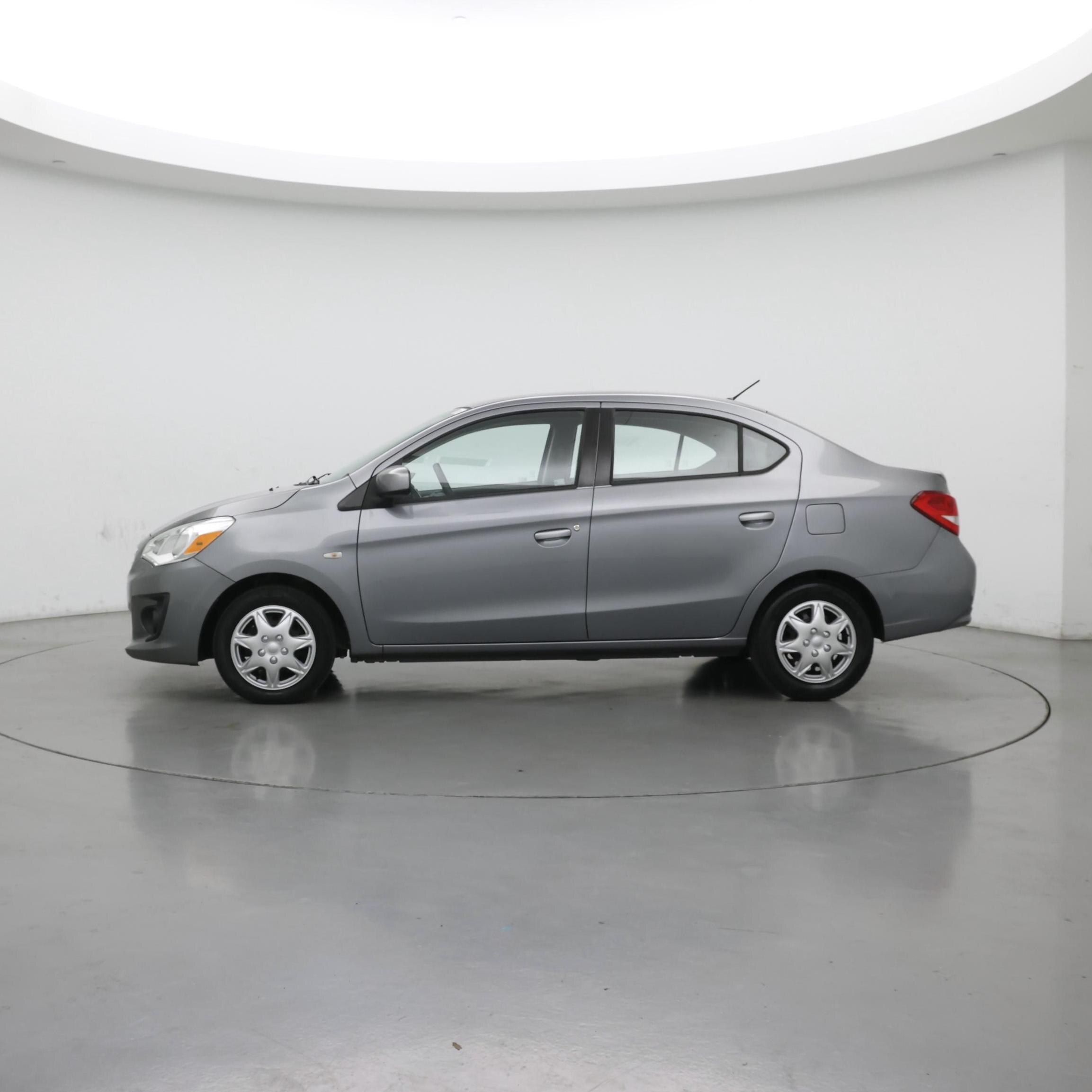 Thumbnail: 2018 Mitsubishi Mirage G4 - 3