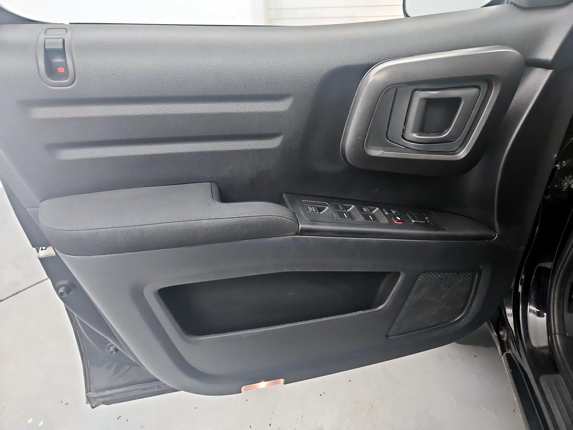 Thumbnail: 2013 Honda Ridgeline - 12