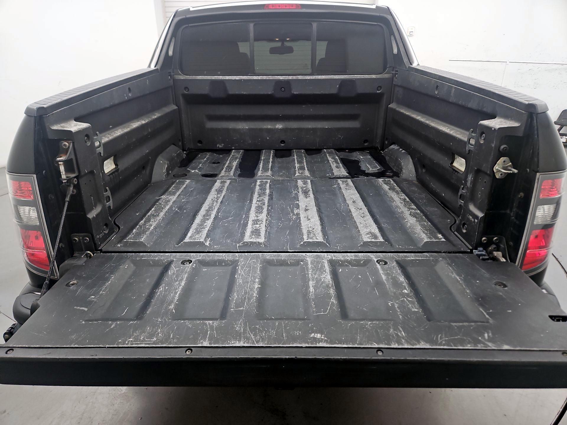 Thumbnail: 2013 Honda Ridgeline - 19