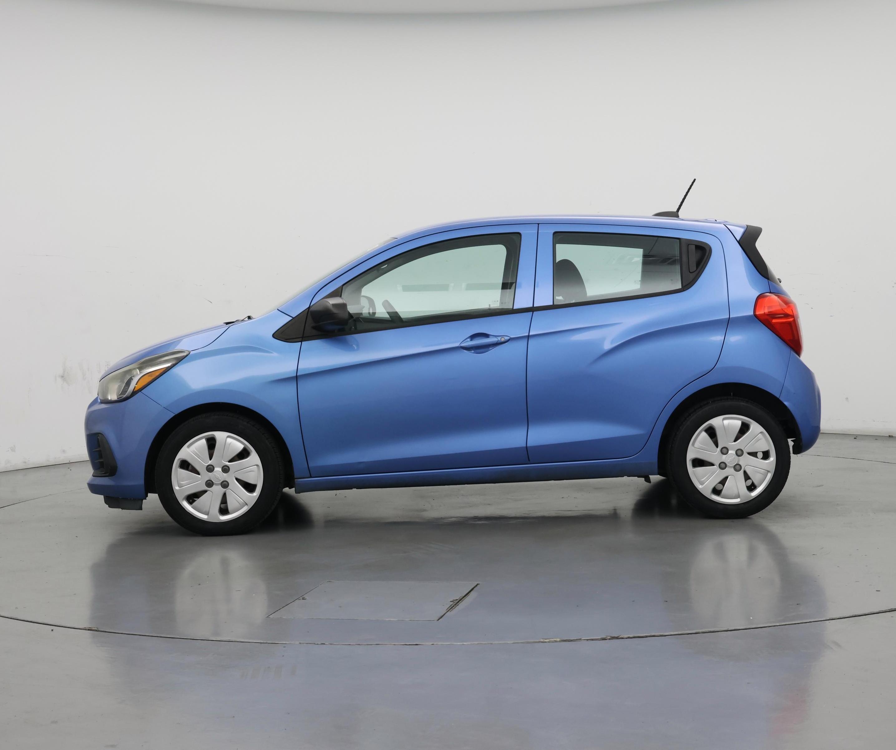 Thumbnail: 2017 Chevrolet Spark - 3