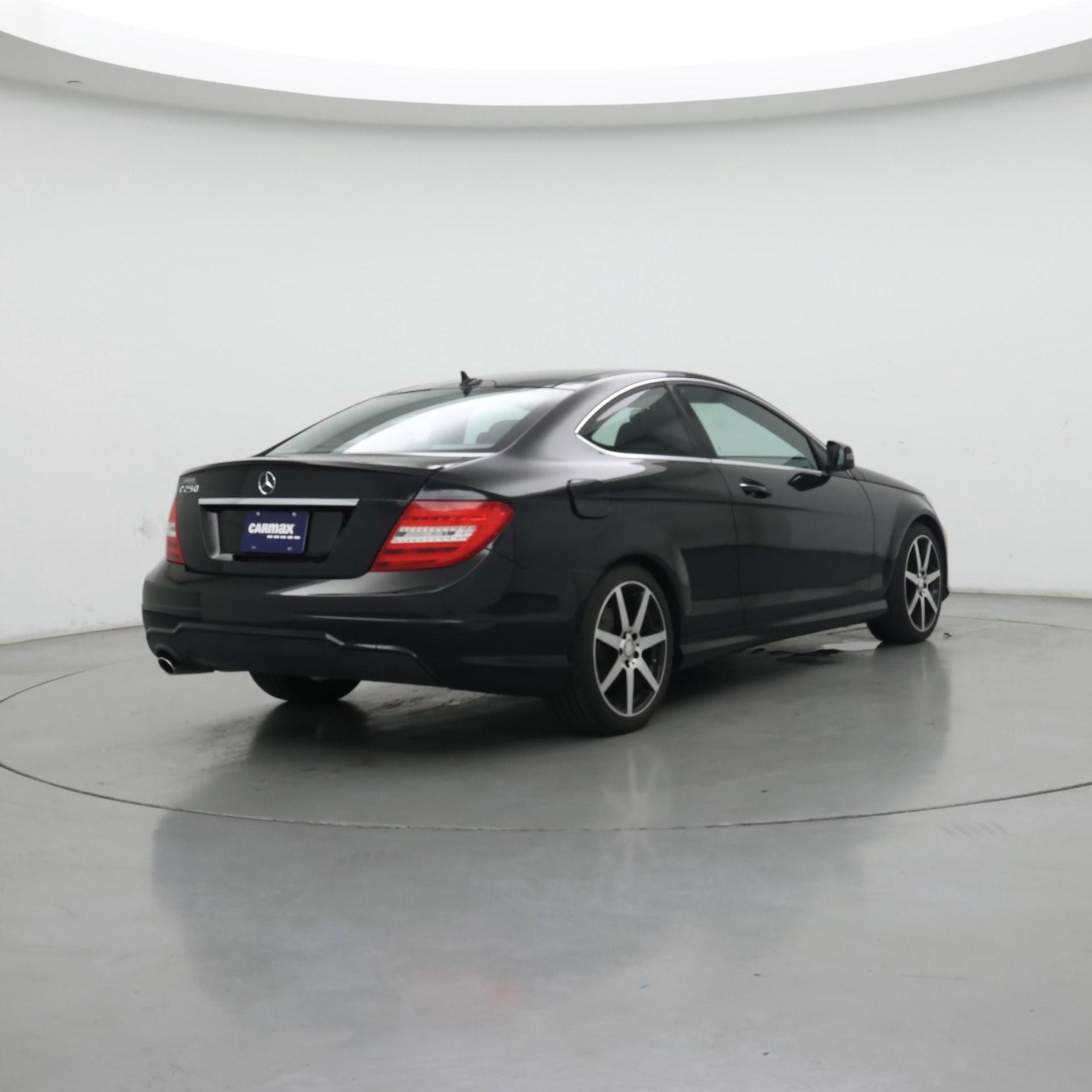 Thumbnail: 2015 Mercedes-Benz C-Class - 8