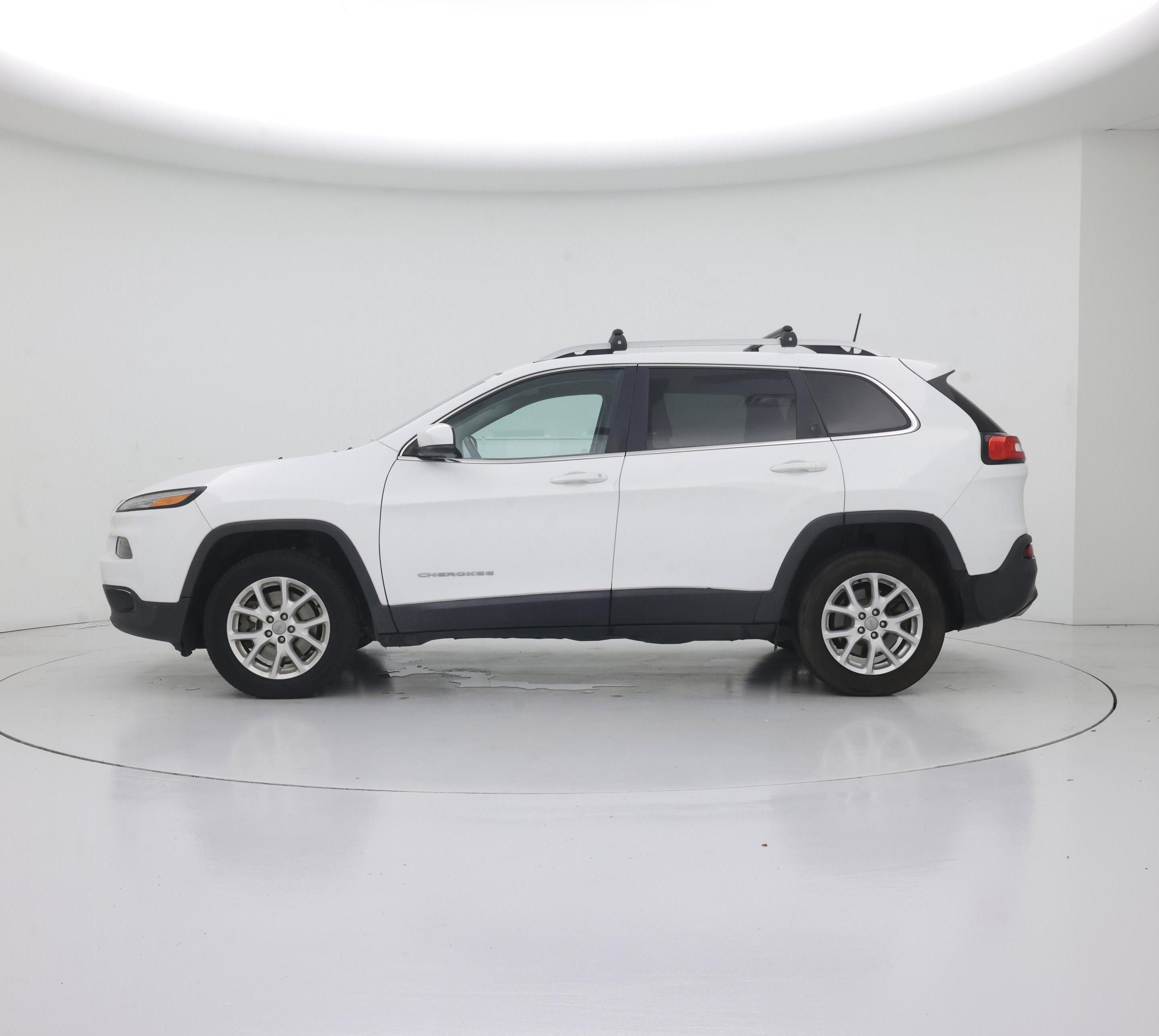 Thumbnail: 2017 Jeep Cherokee - 3