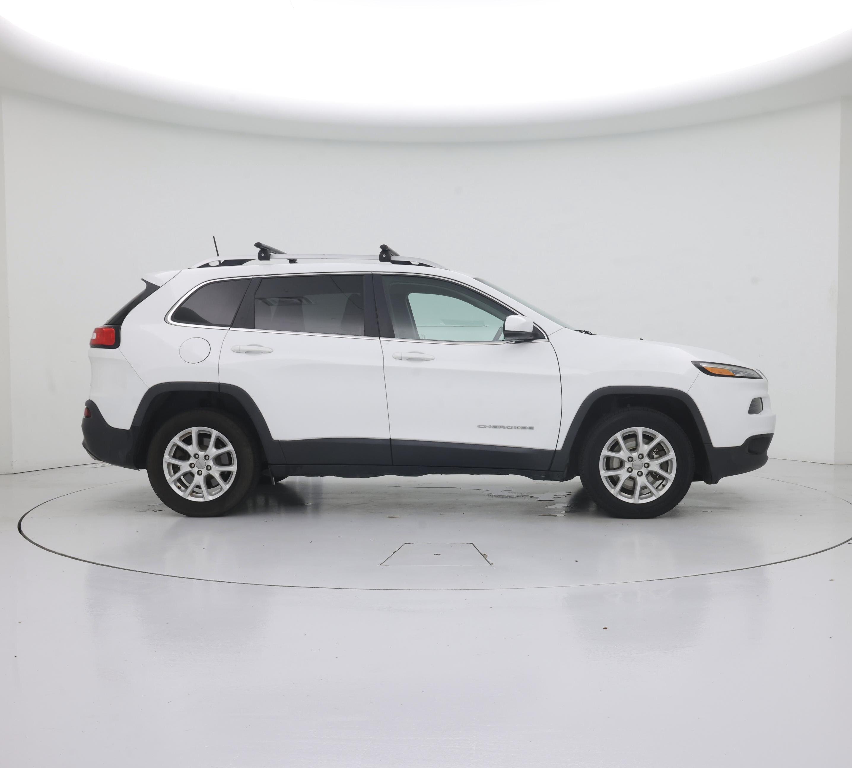 Thumbnail: 2017 Jeep Cherokee - 7