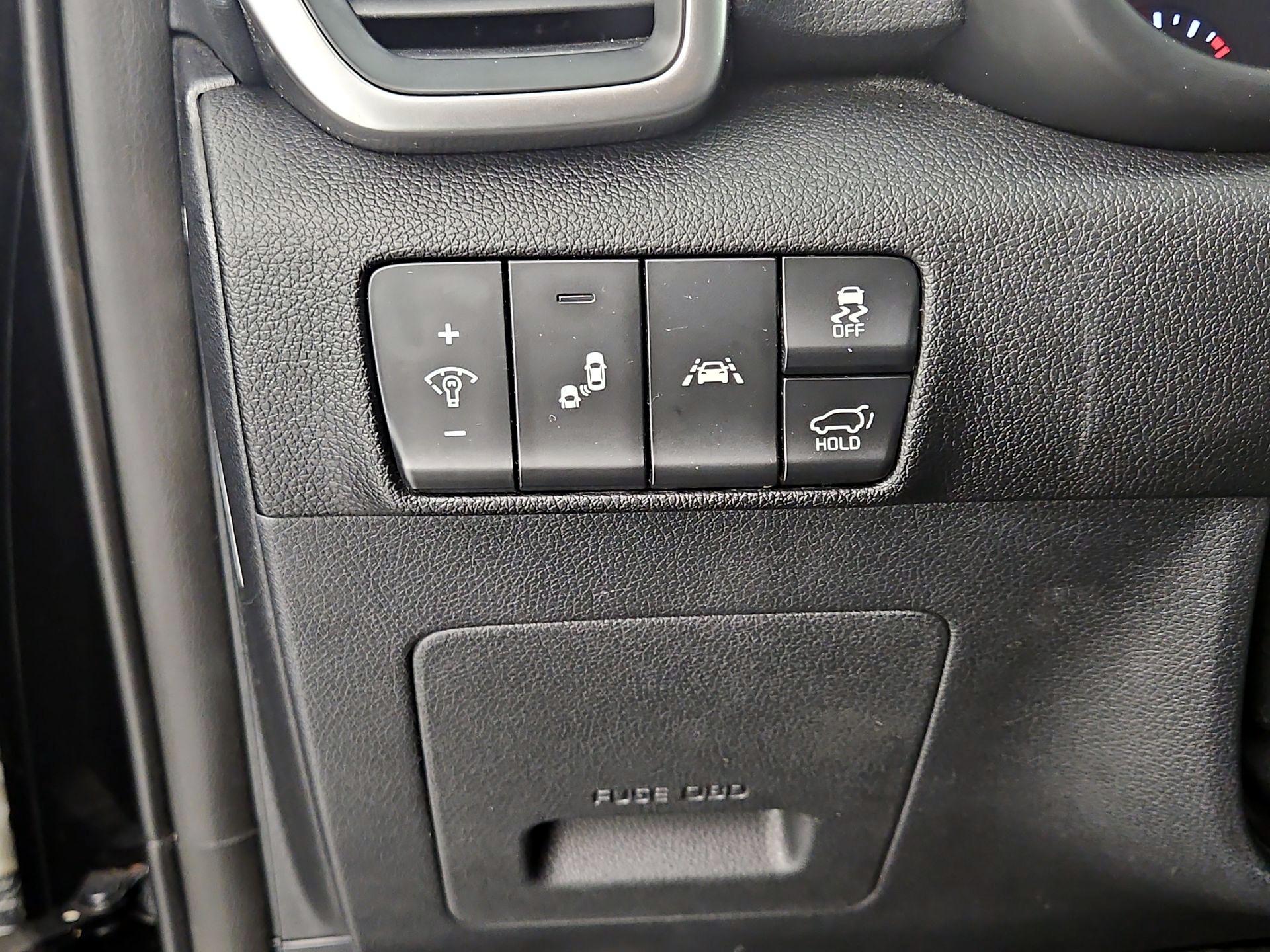 Thumbnail: 2017 Kia Sportage - 13