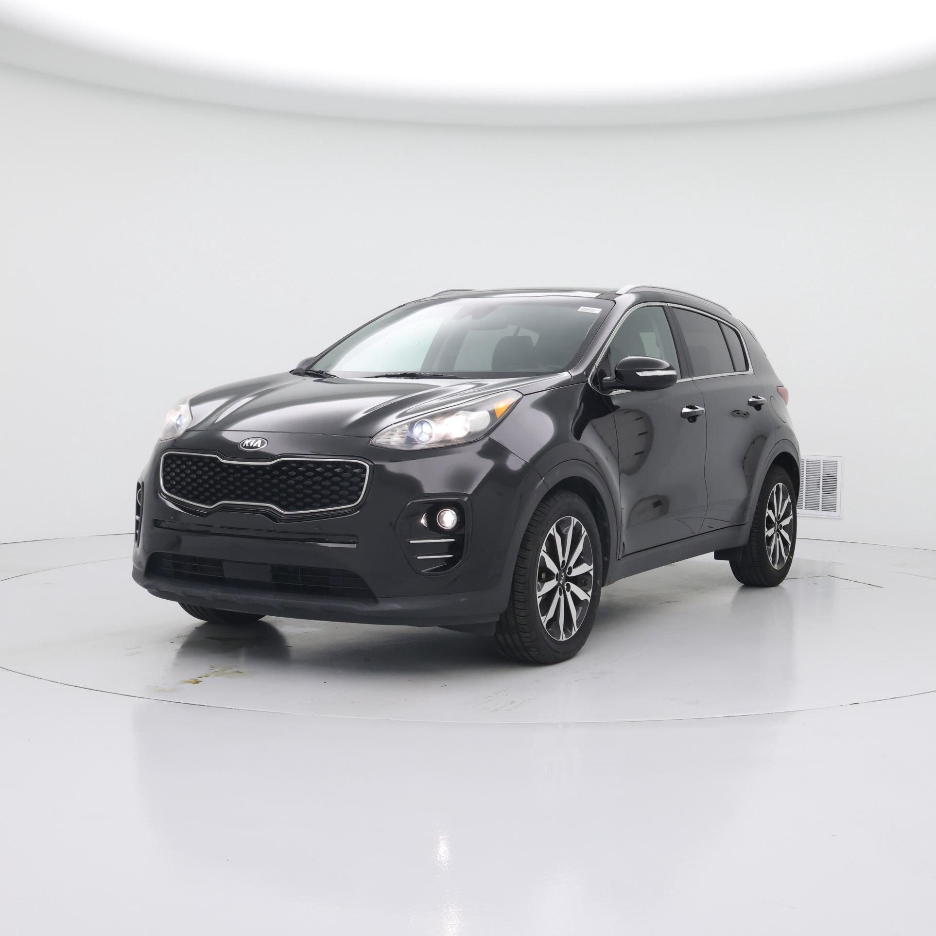 Thumbnail: 2017 Kia Sportage - 4