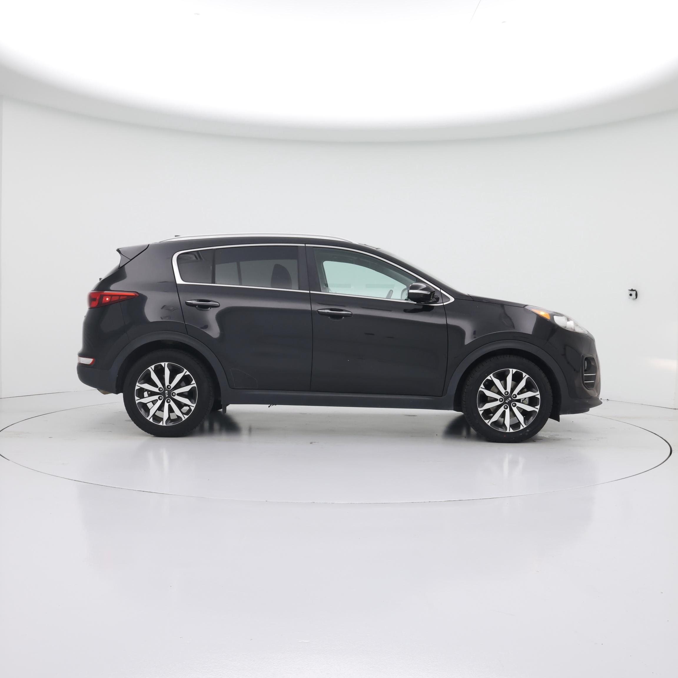 Thumbnail: 2017 Kia Sportage - 7
