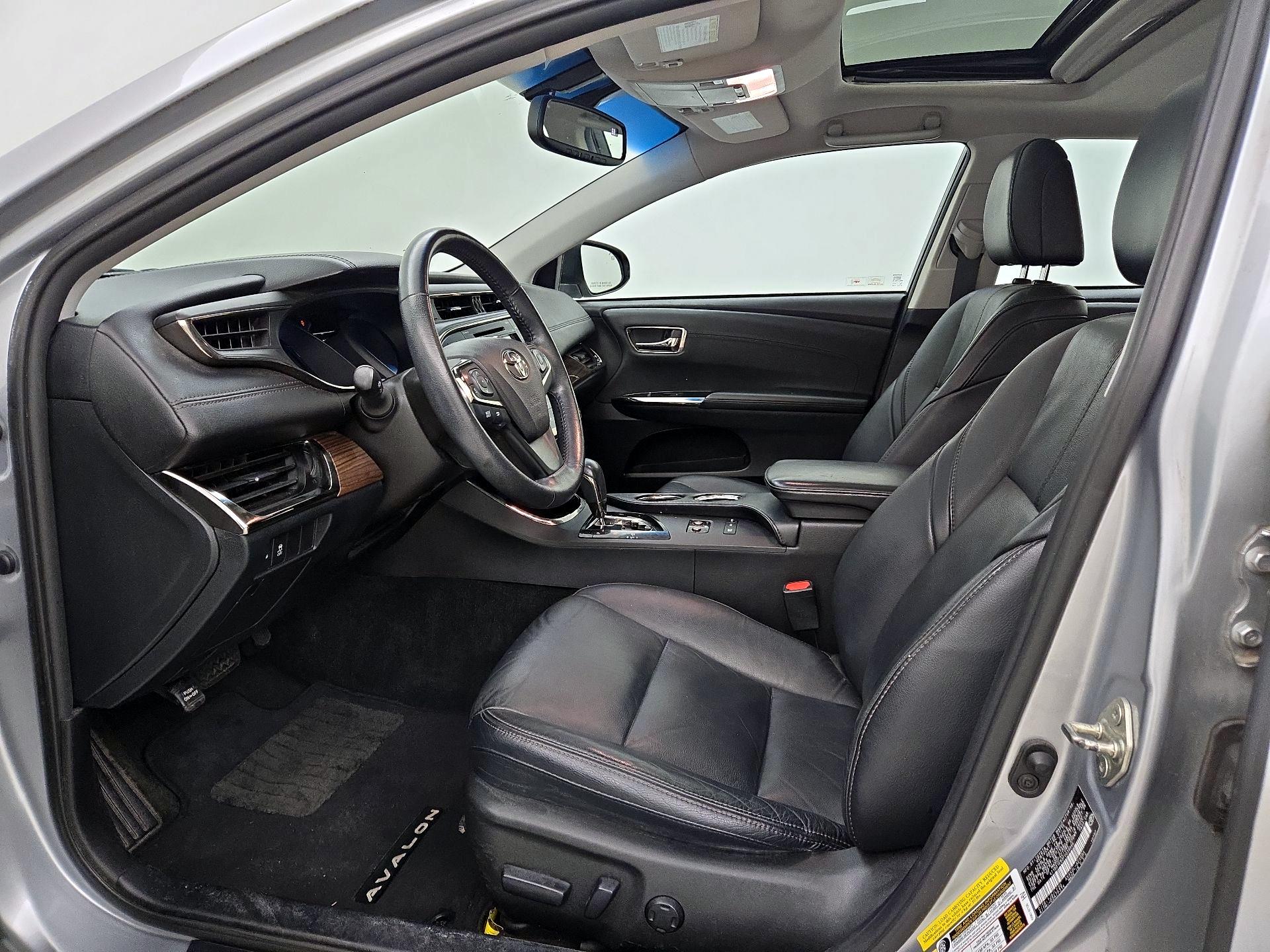 Thumbnail: 2015 Toyota Avalon - 11