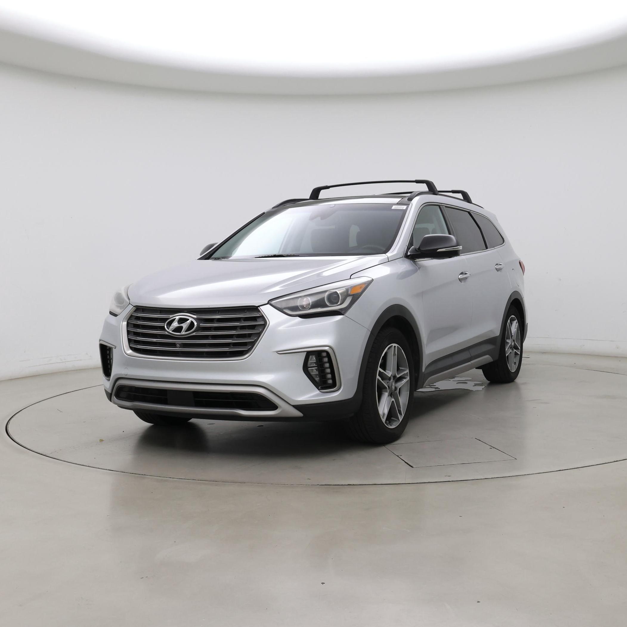 Thumbnail: 2018 Hyundai Santa Fe - 4