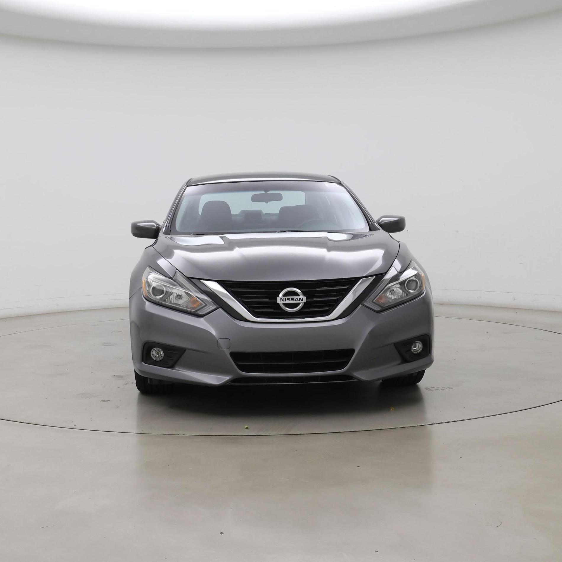 Thumbnail: 2018 Nissan Altima - 5