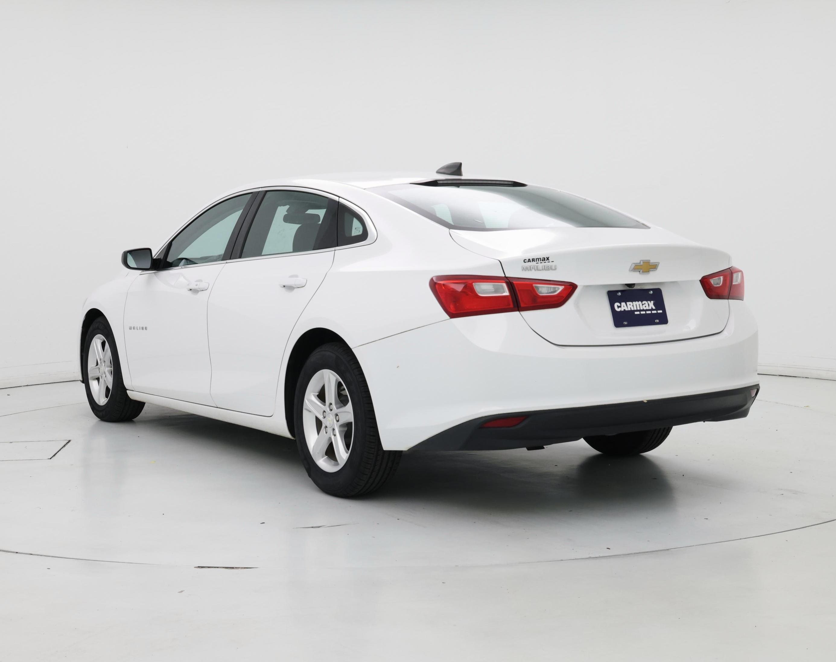 Thumbnail: 2020 Chevrolet Malibu - 2