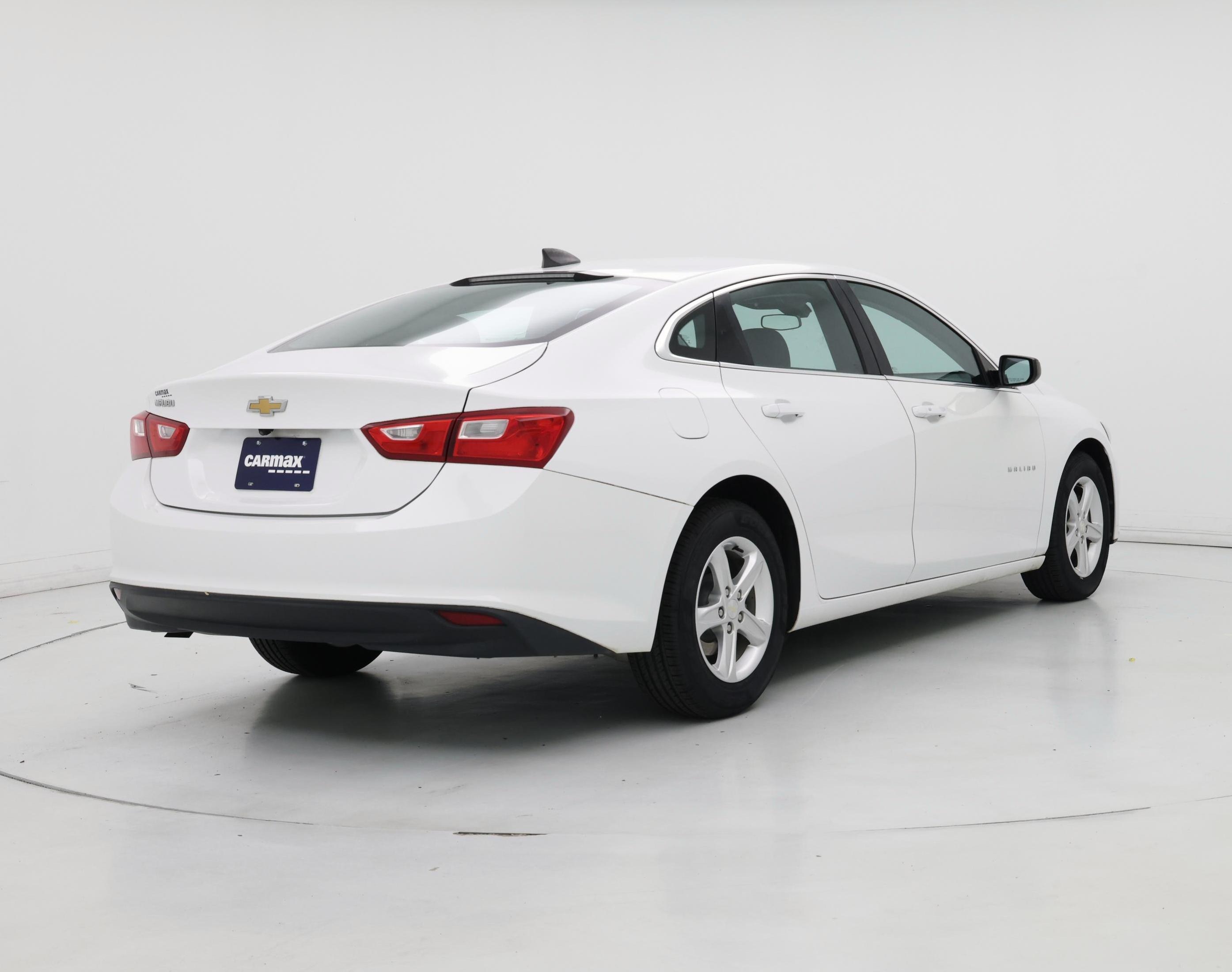Thumbnail: 2020 Chevrolet Malibu - 8