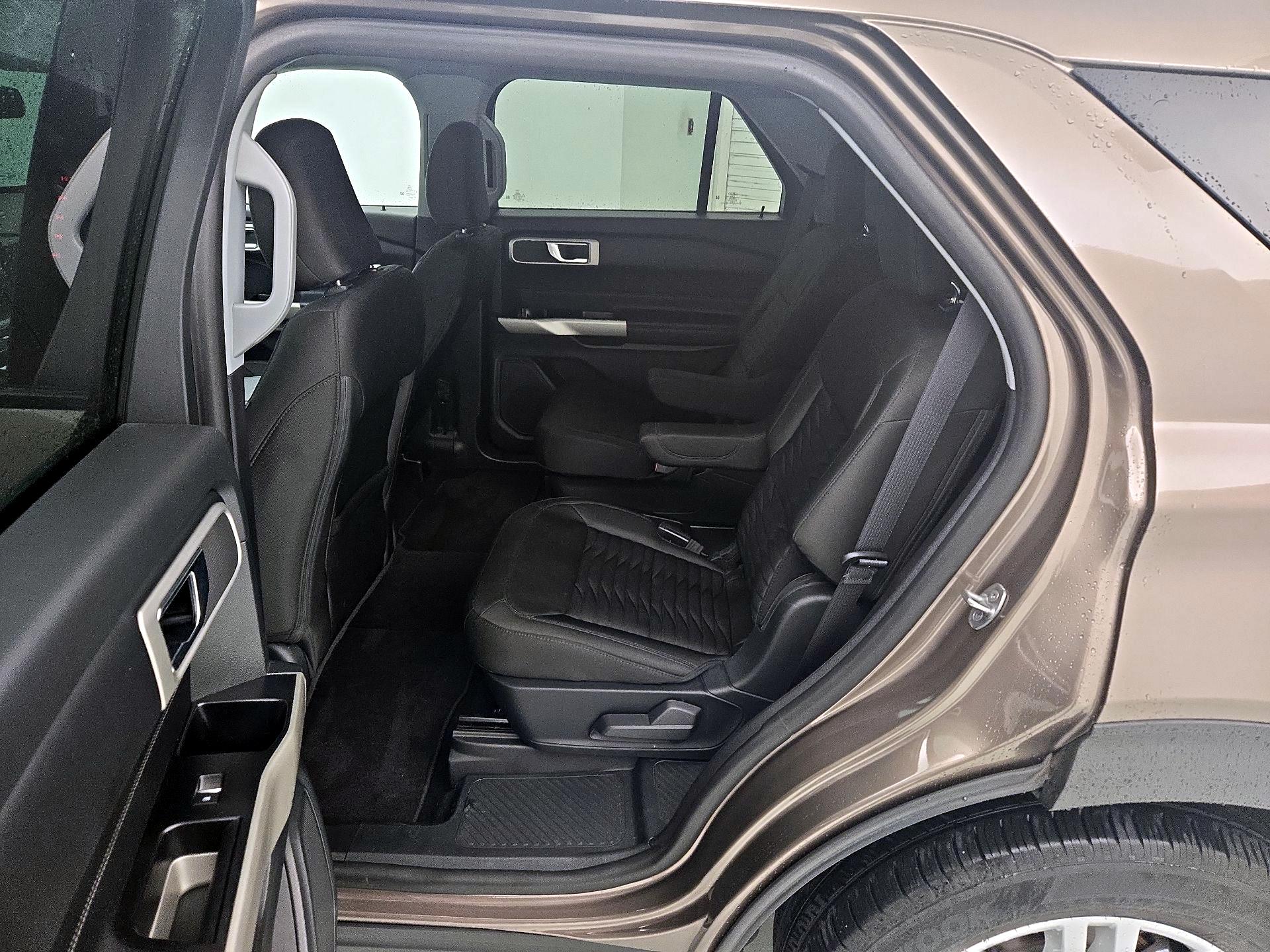 Thumbnail: 2021 Ford Explorer - 19