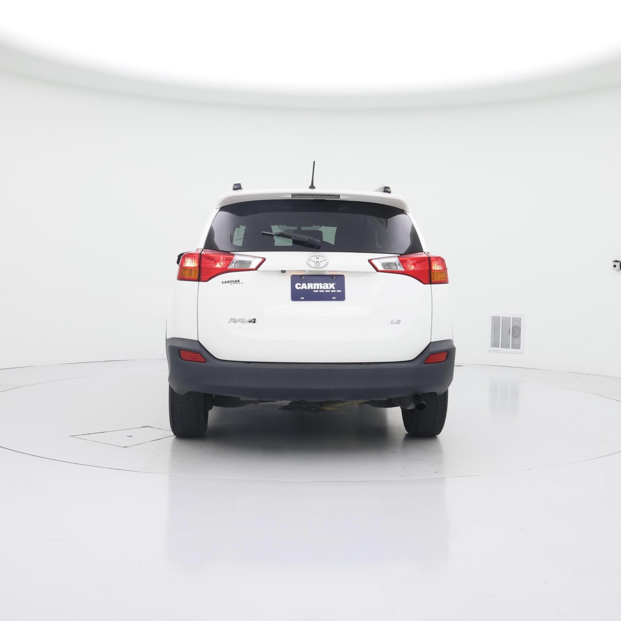 Thumbnail: 2015 Toyota RAV4 - 6