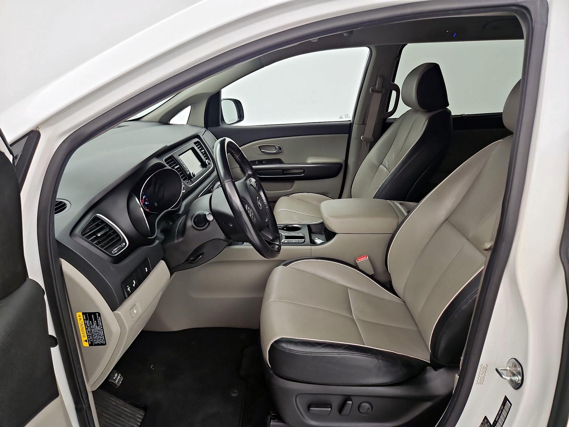 Thumbnail: 2021 Kia Sedona - 11