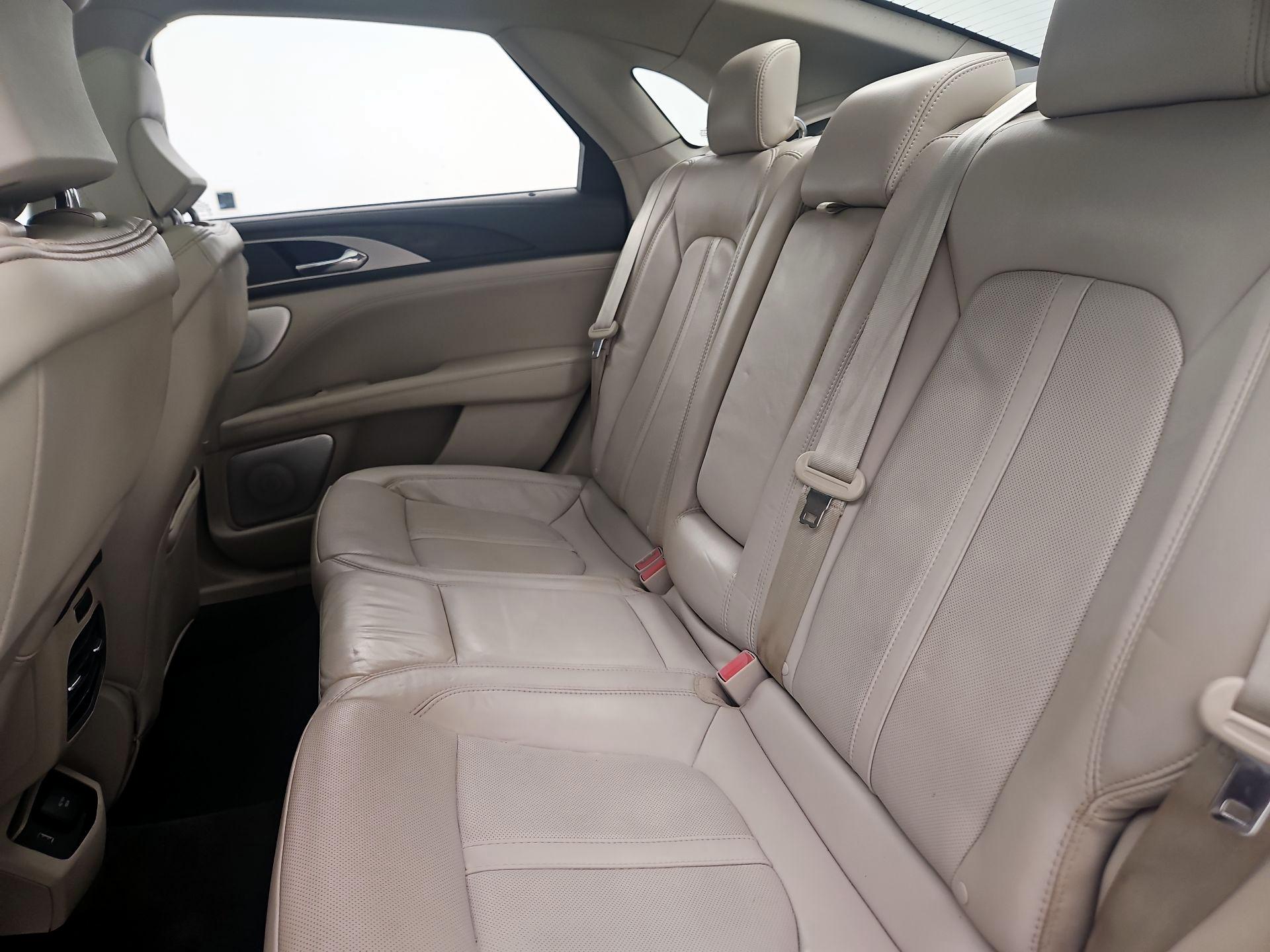 Thumbnail: 2019 Lincoln MKZ - 19
