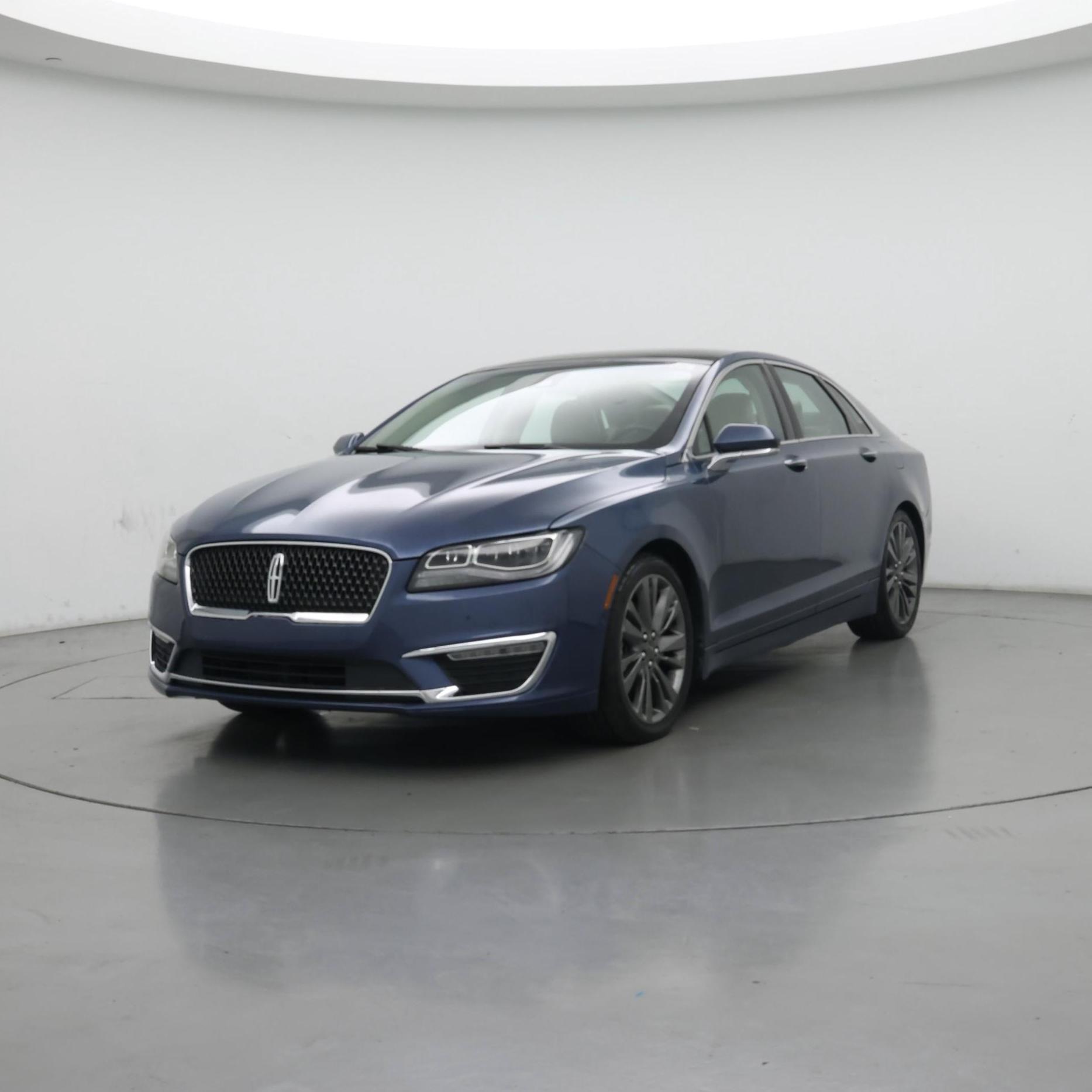 Thumbnail: 2019 Lincoln MKZ - 4