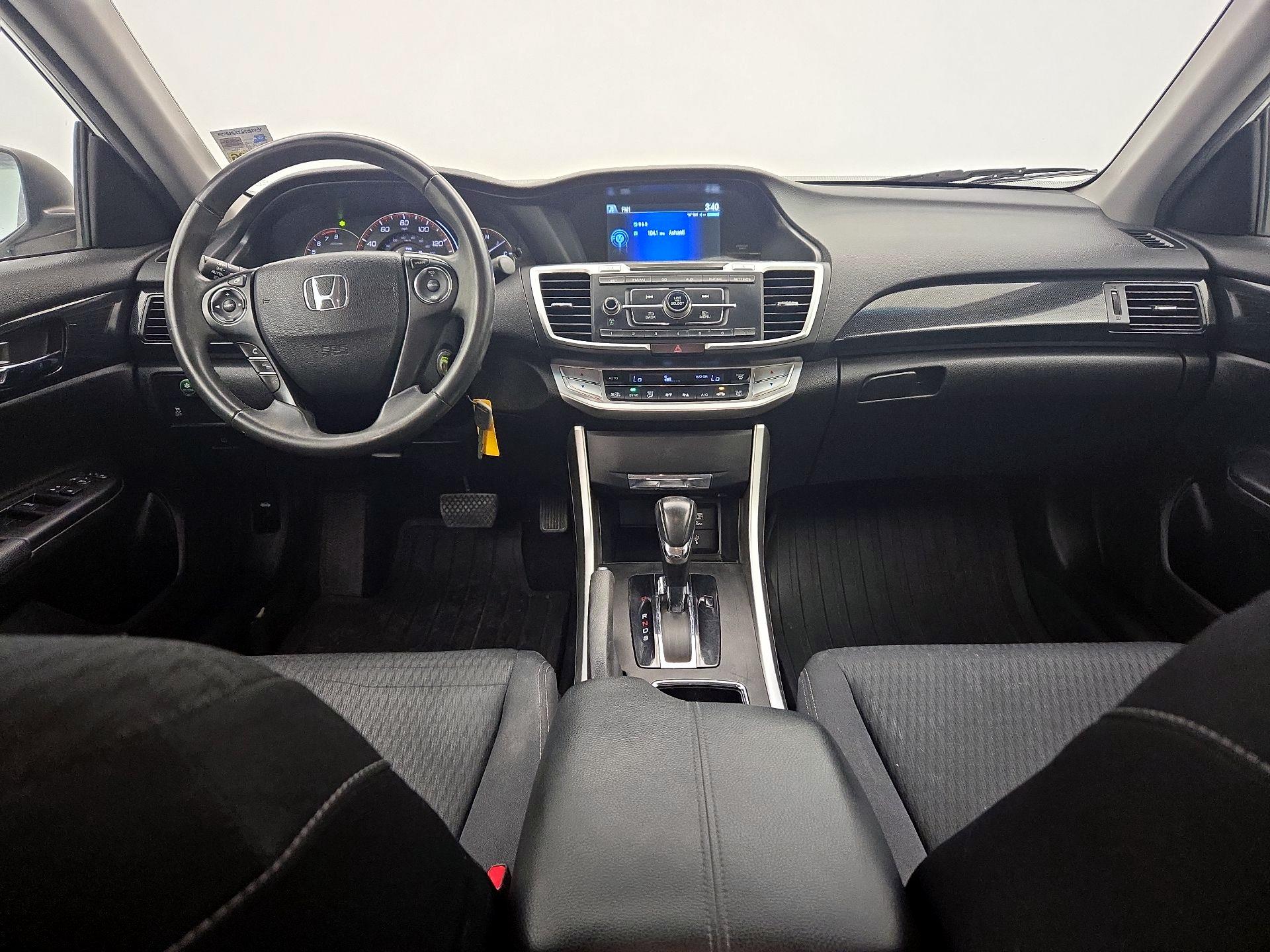 Thumbnail: 2015 Honda Accord - 9