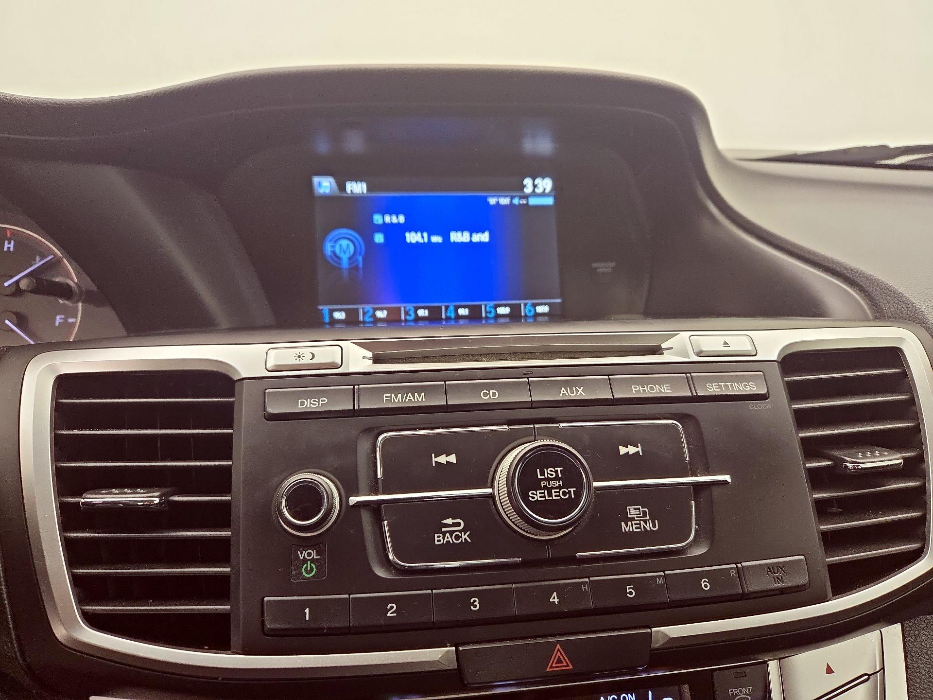 Thumbnail: 2015 Honda Accord - 15