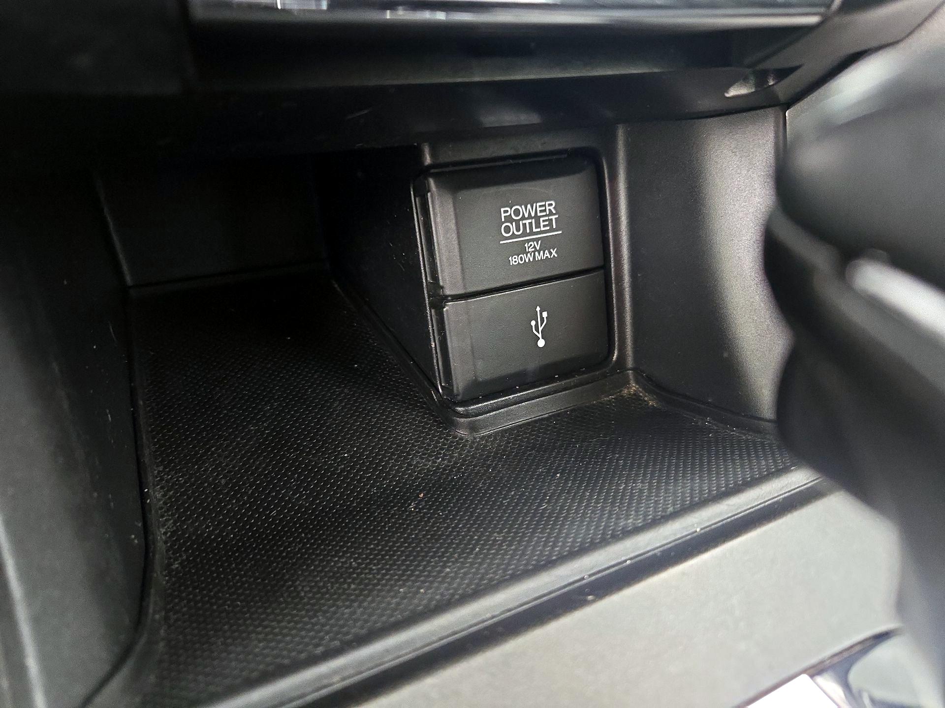 Thumbnail: 2015 Honda Accord - 18