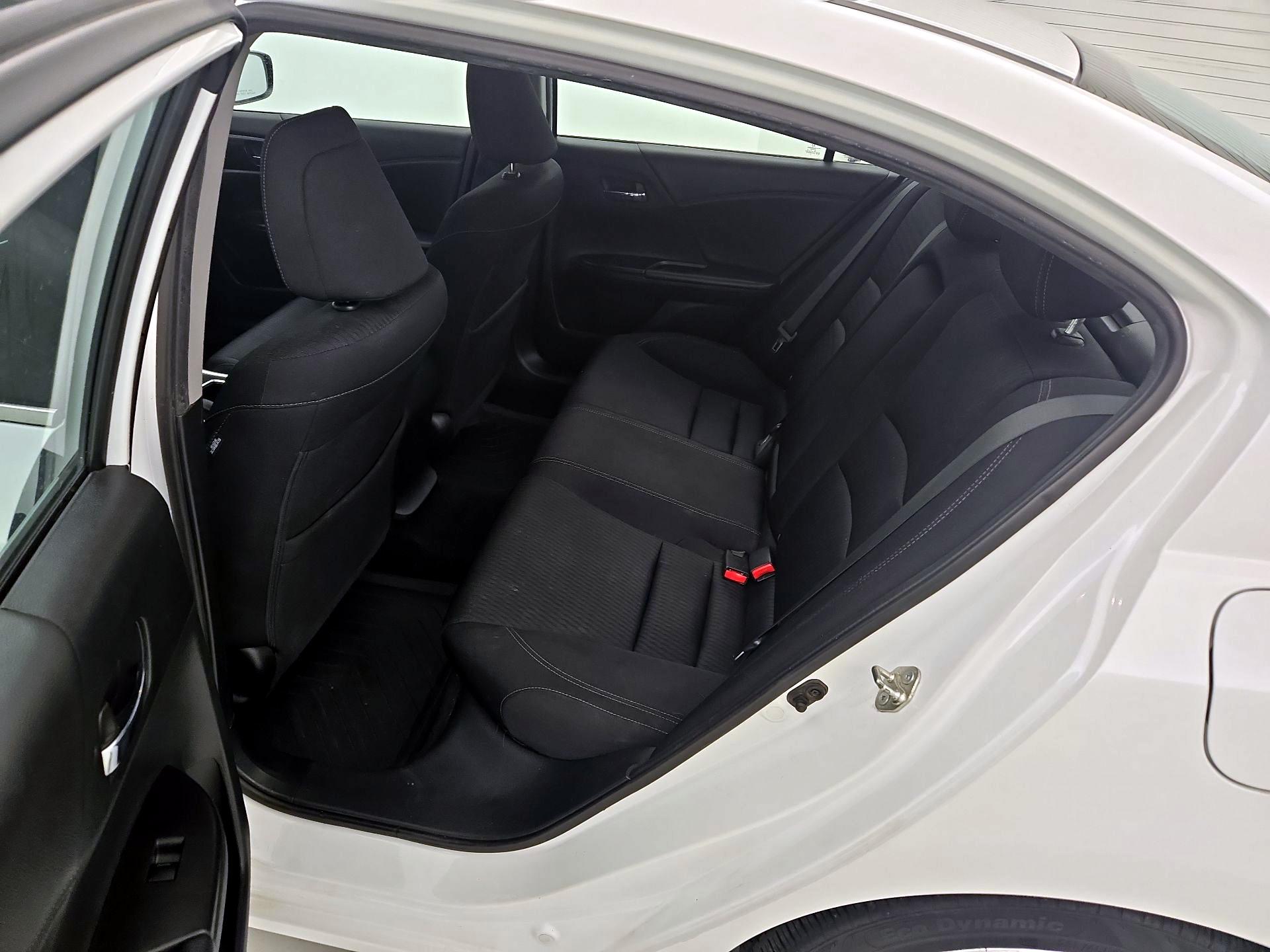 Thumbnail: 2015 Honda Accord - 19