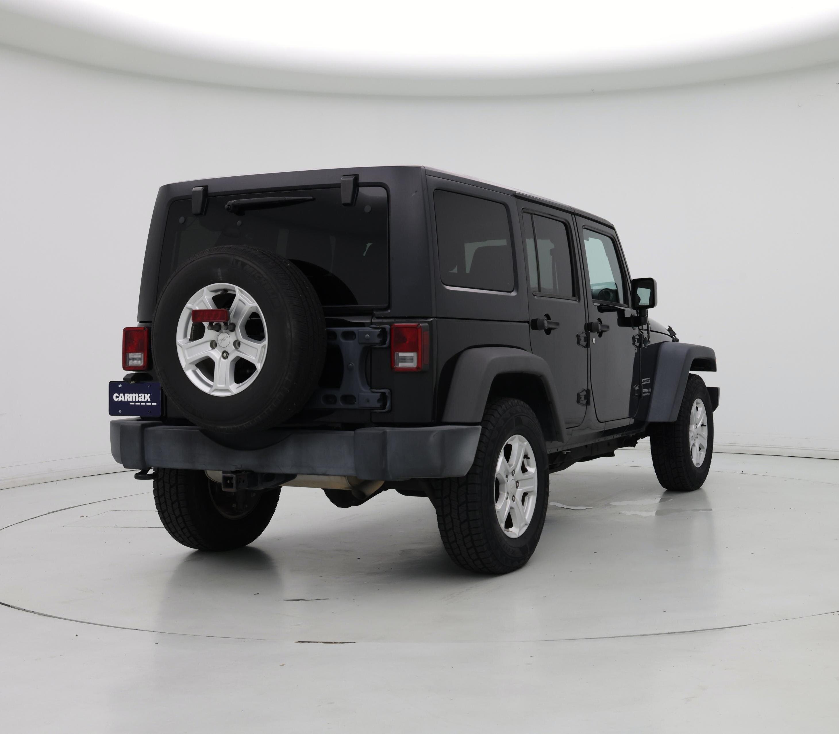 Thumbnail: 2017 Jeep Wrangler - 8