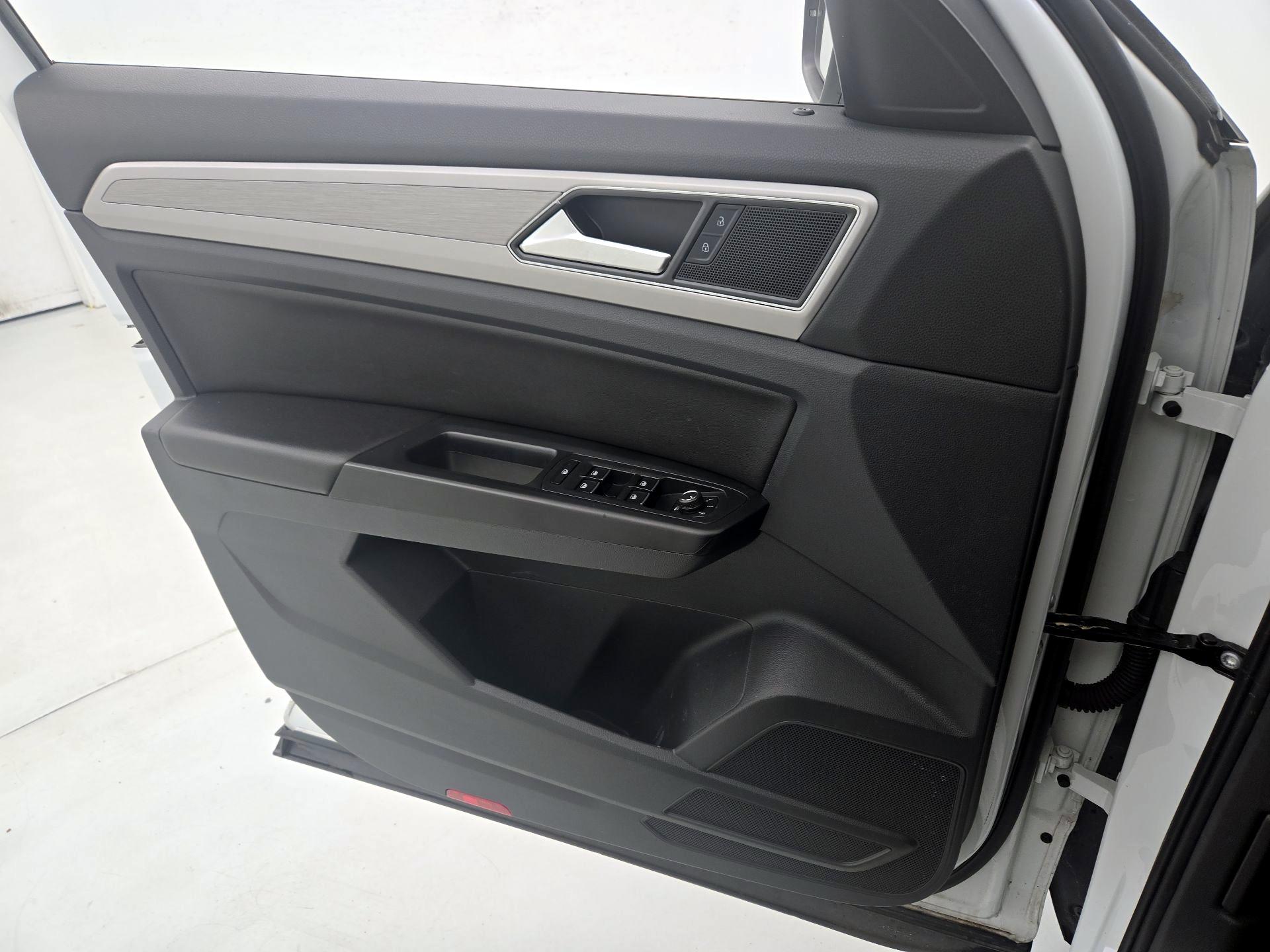 Thumbnail: 2019 Volkswagen Atlas - 12