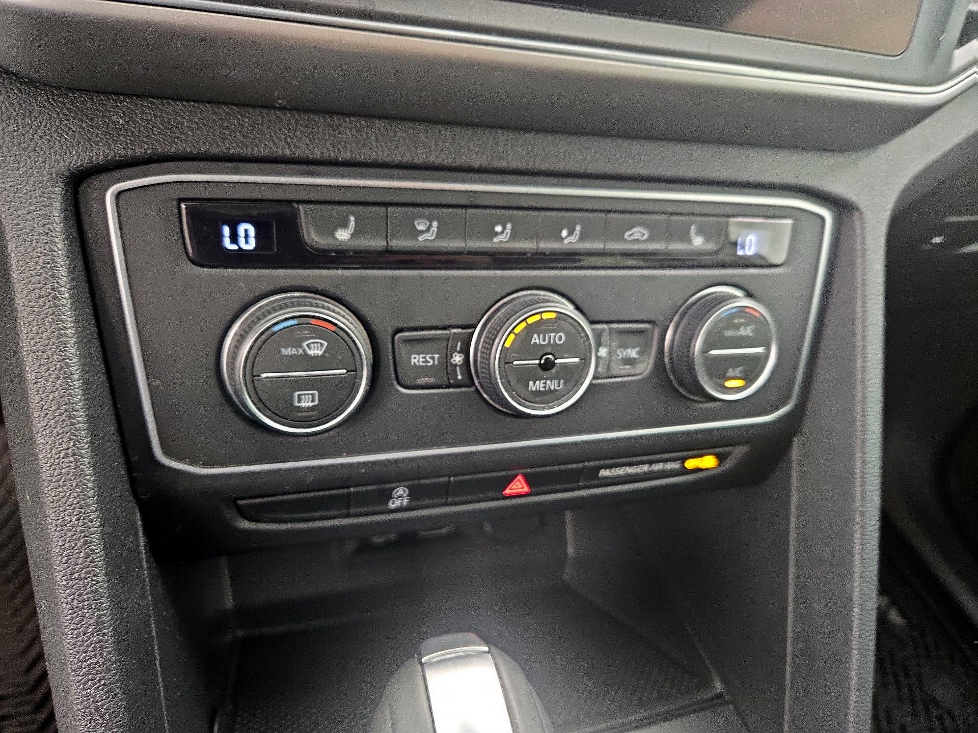 Thumbnail: 2019 Volkswagen Atlas - 16
