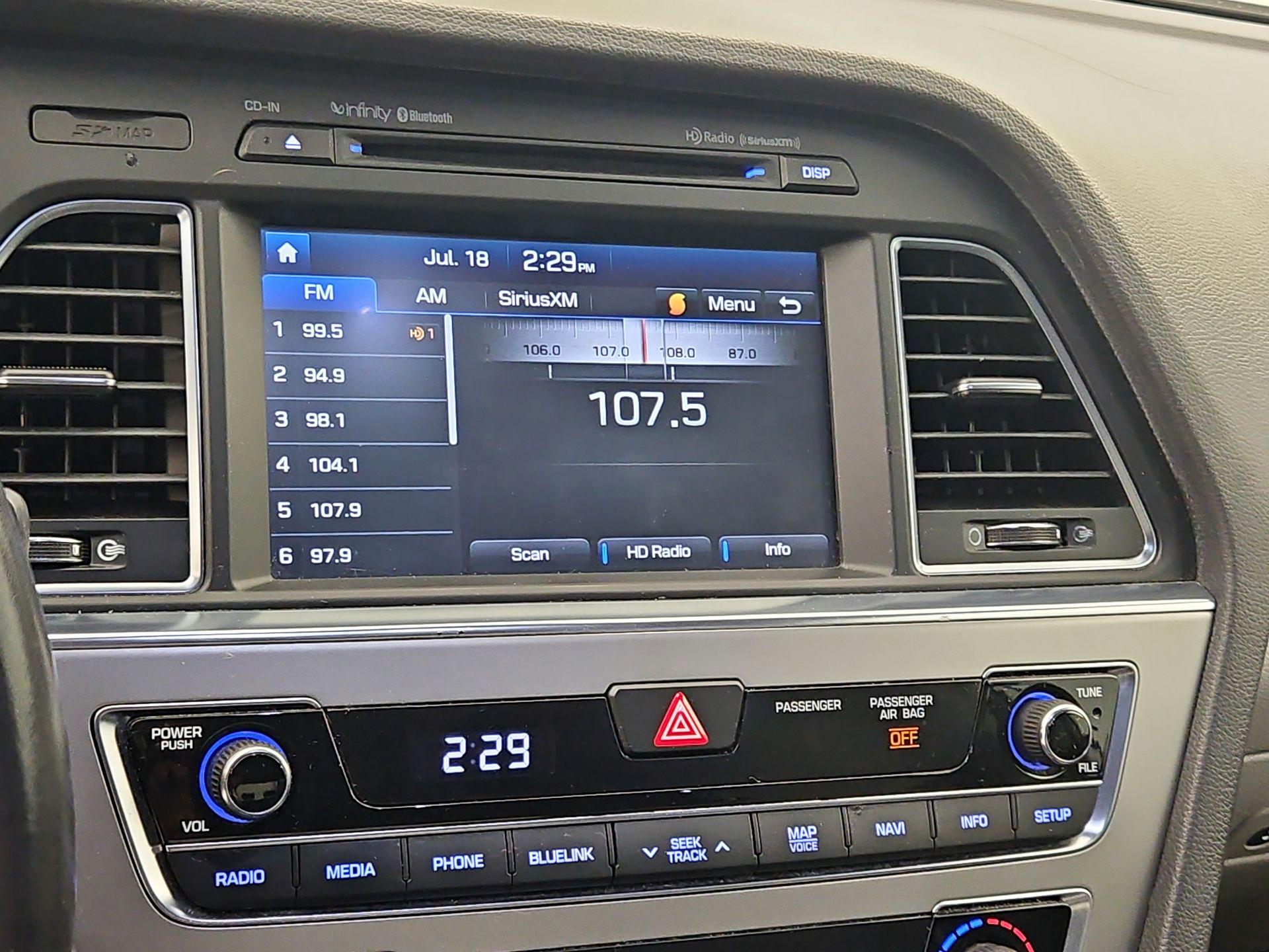 Thumbnail: 2017 Hyundai Sonata - 16