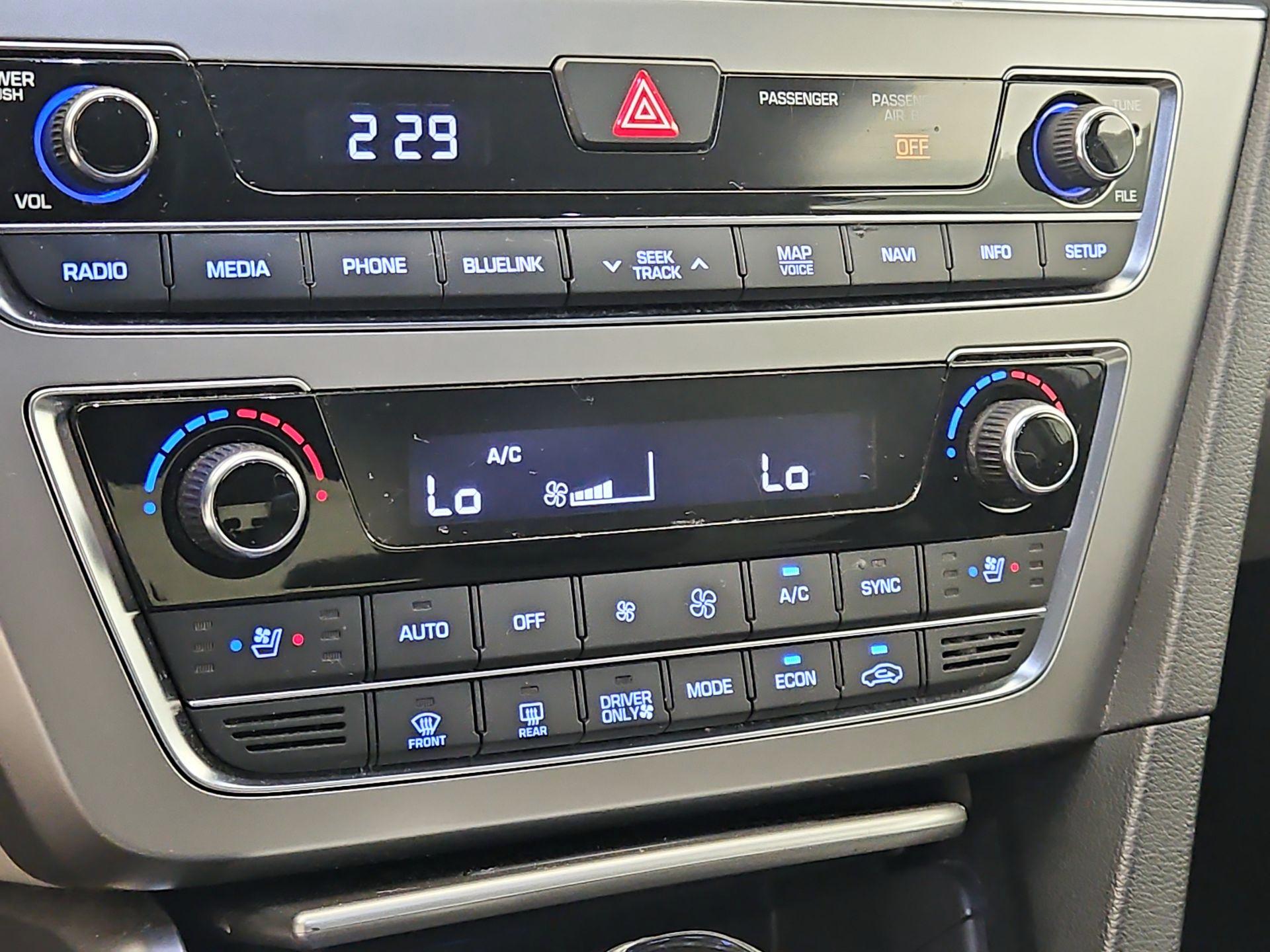 Thumbnail: 2017 Hyundai Sonata - 17