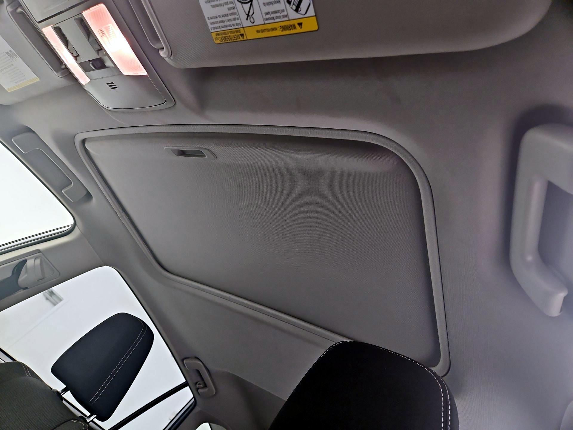 Thumbnail: 2018 Toyota RAV4 - 20