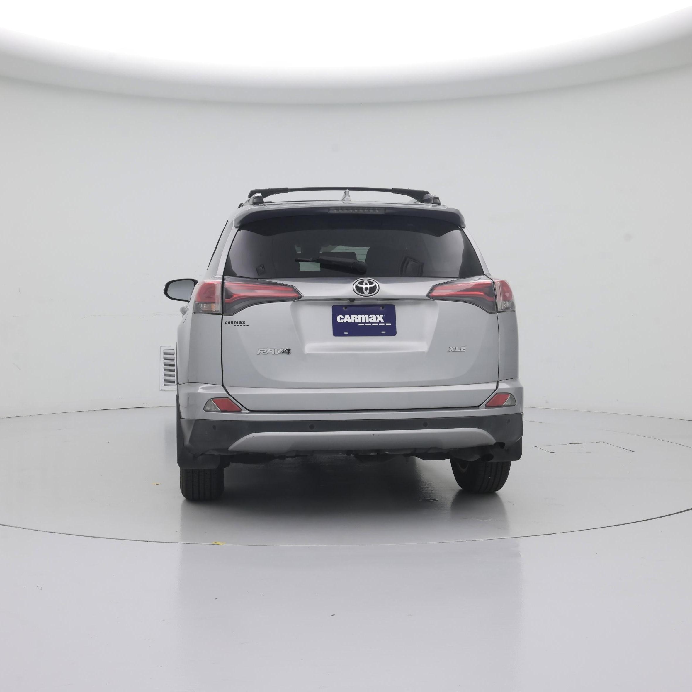 Thumbnail: 2018 Toyota RAV4 - 6