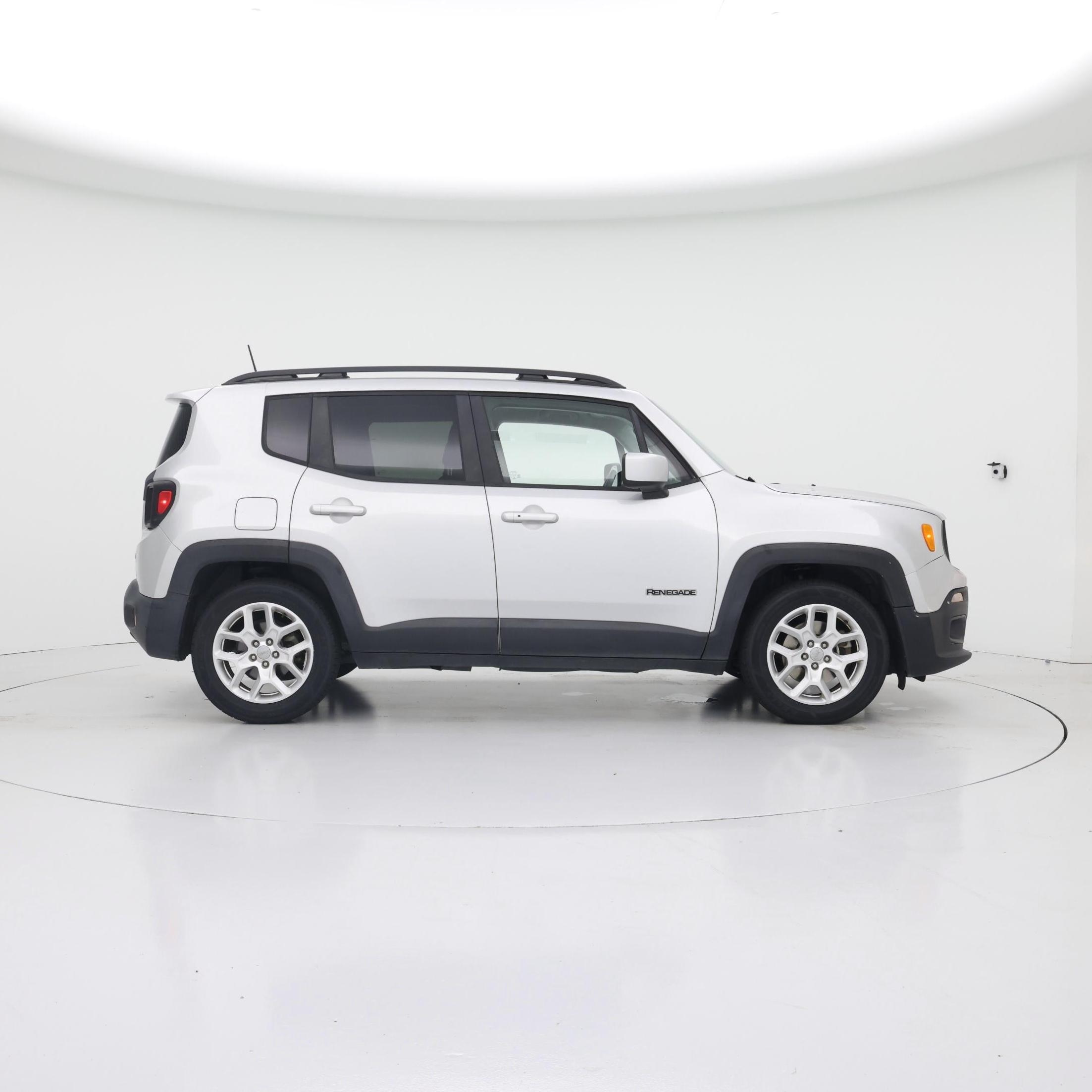 Thumbnail: 2018 Jeep Renegade - 7