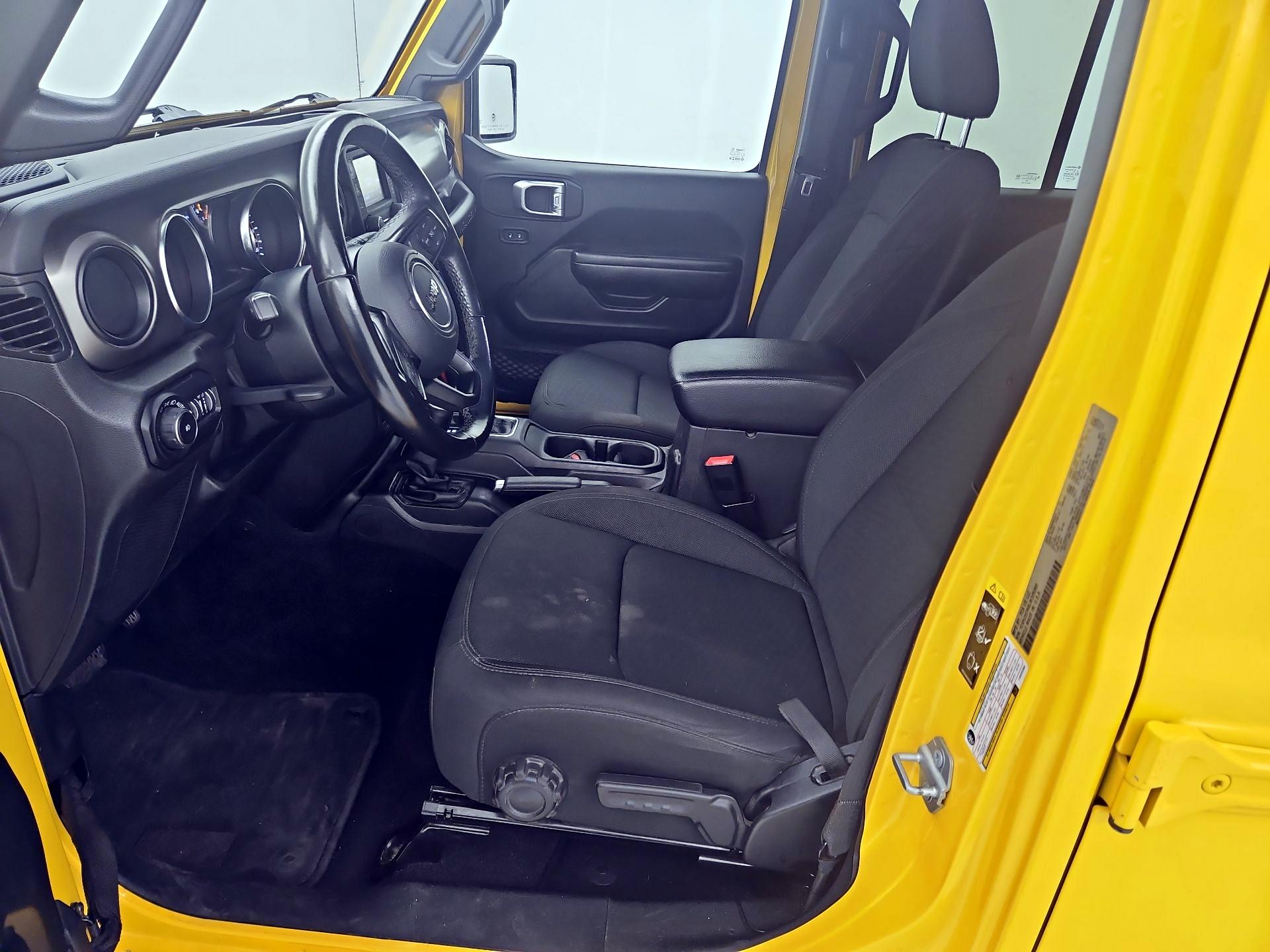 Thumbnail: 2020 Jeep Wrangler - 11