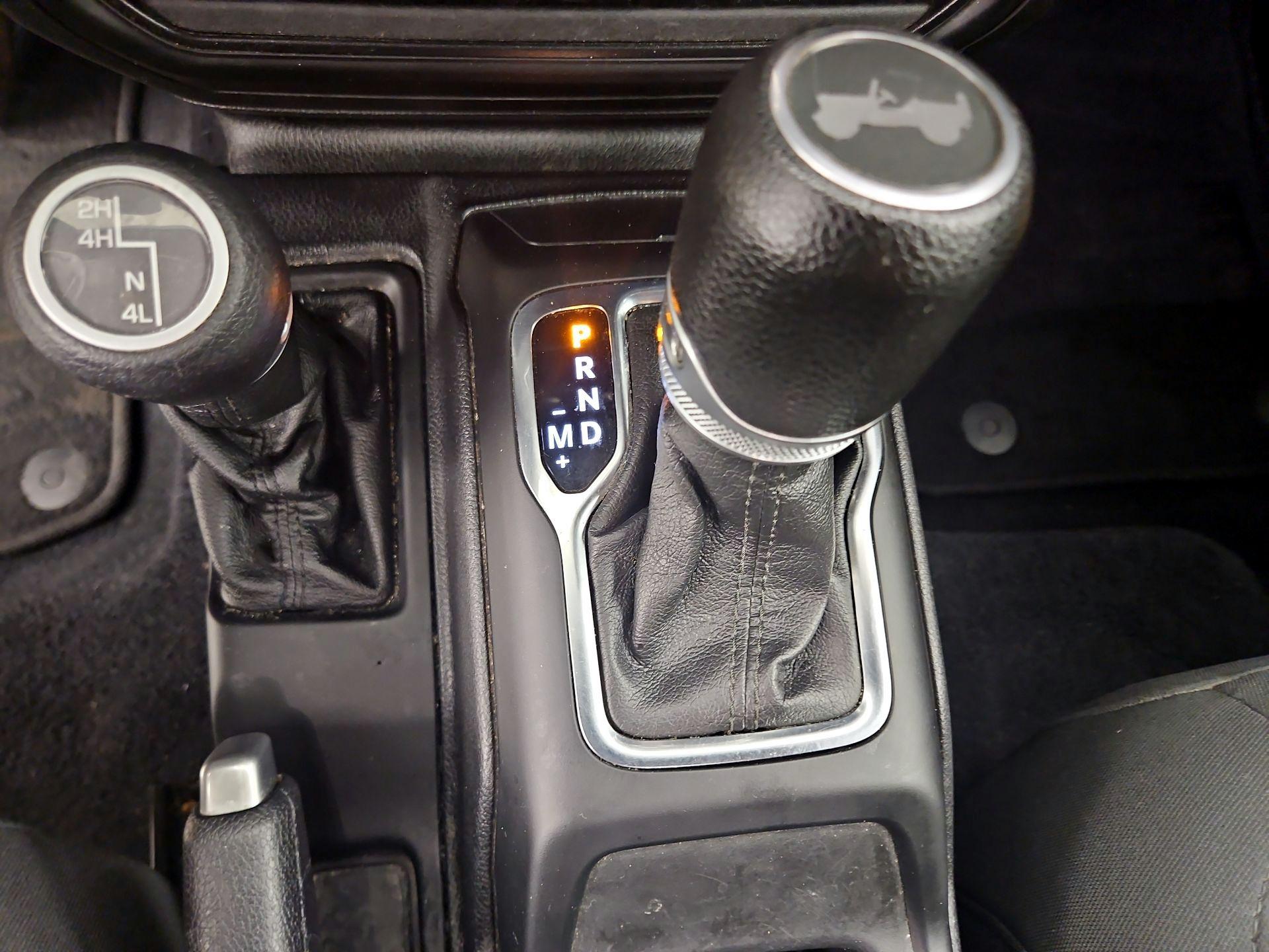 Thumbnail: 2020 Jeep Wrangler - 17