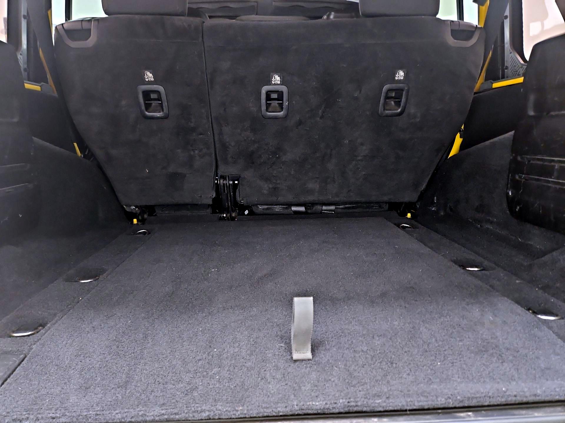Thumbnail: 2020 Jeep Wrangler - 20