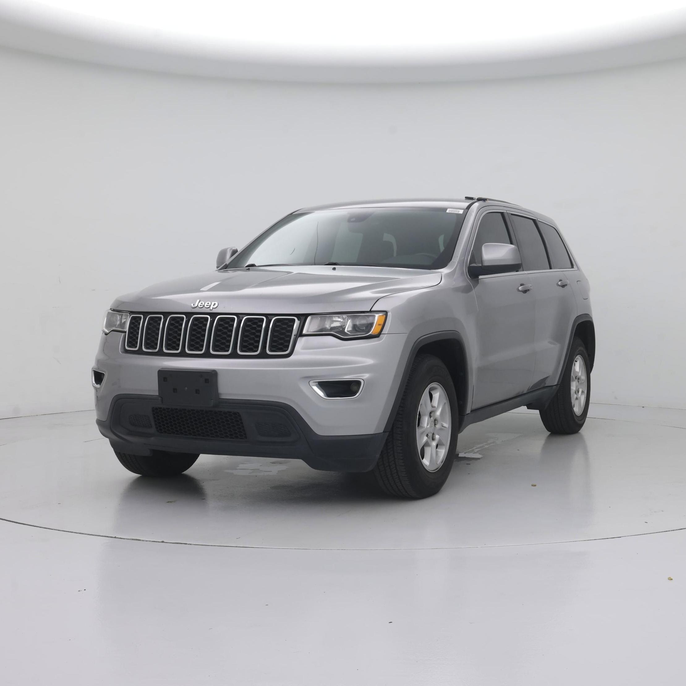 Thumbnail: 2017 Jeep Grand Cherokee - 4