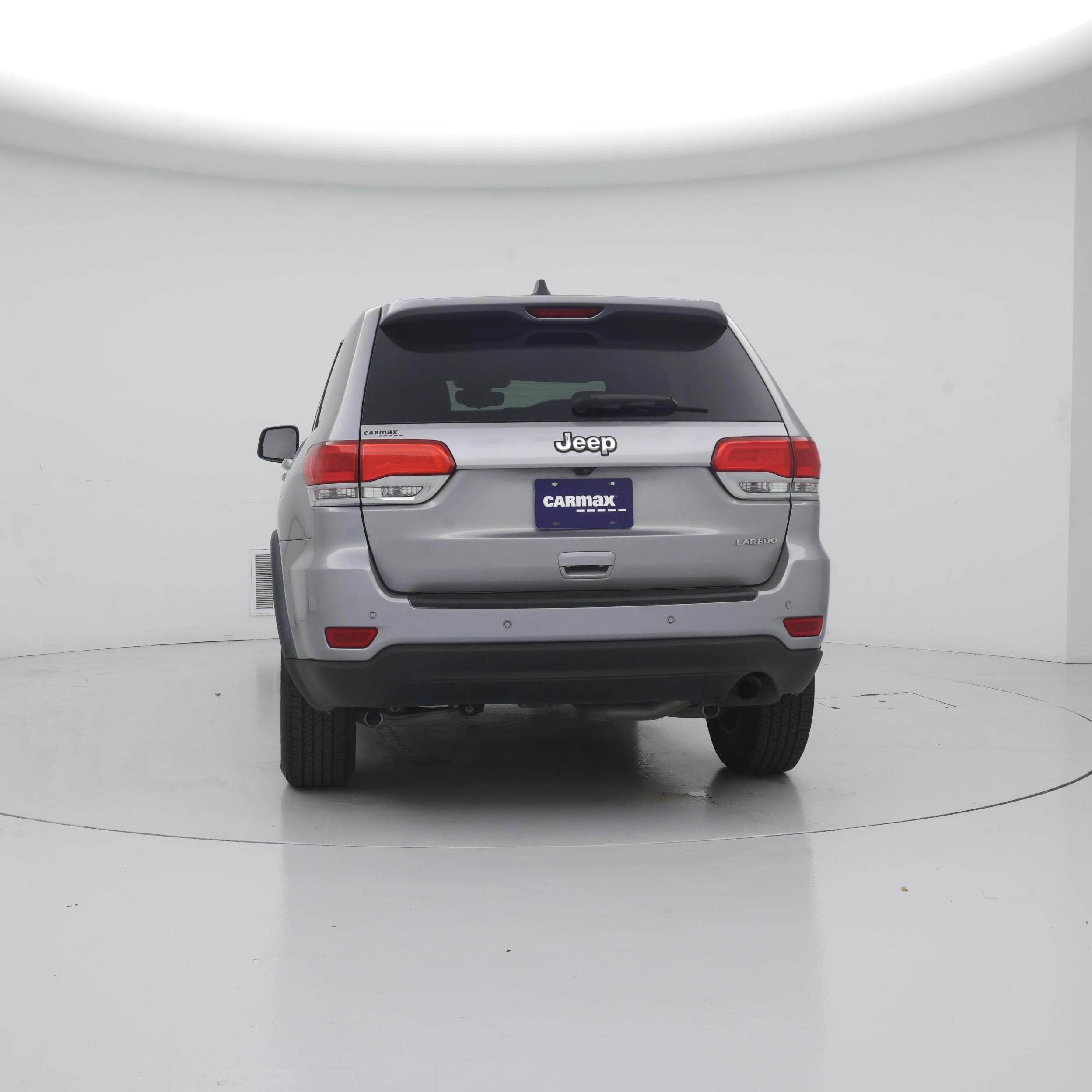 Thumbnail: 2017 Jeep Grand Cherokee - 6