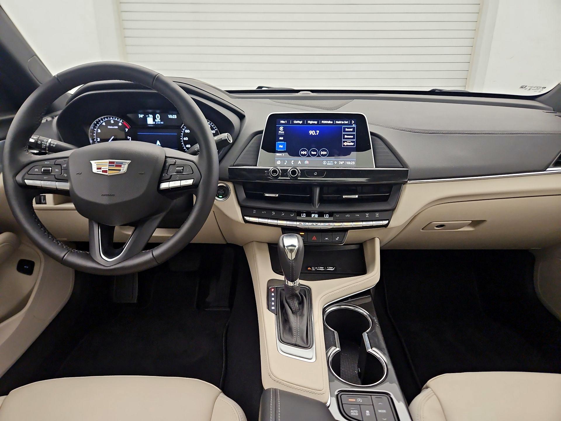 Thumbnail: 2025 Cadillac CT4 - 9