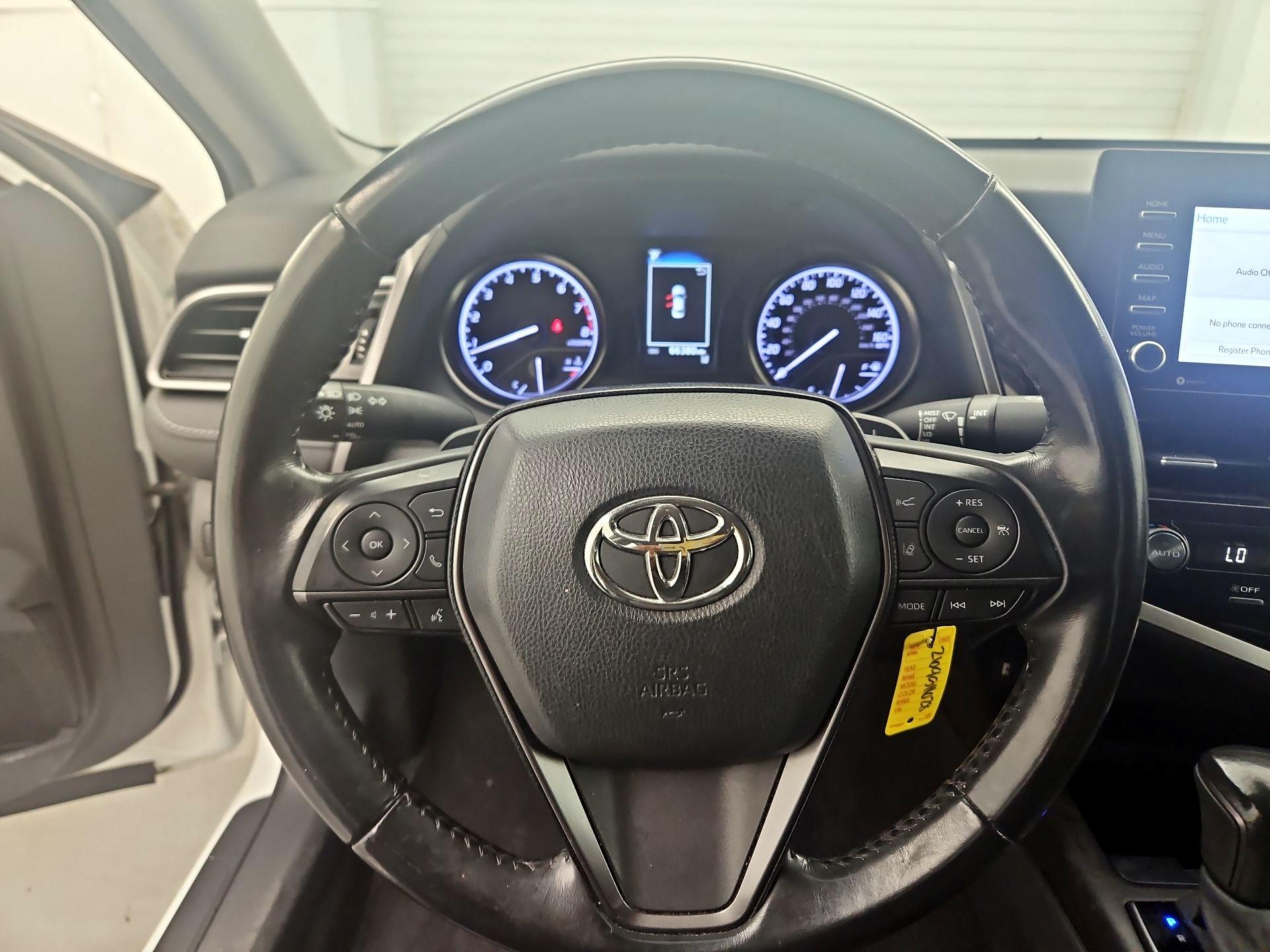 Thumbnail: 2021 Toyota Camry - 10