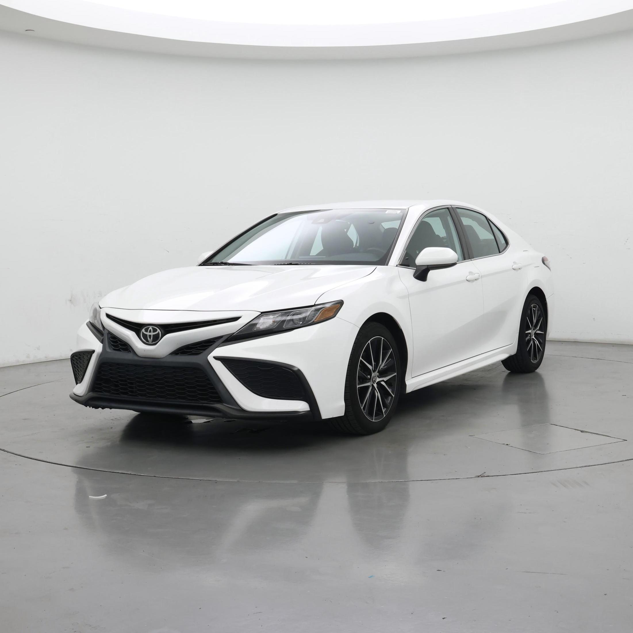 Thumbnail: 2021 Toyota Camry - 4
