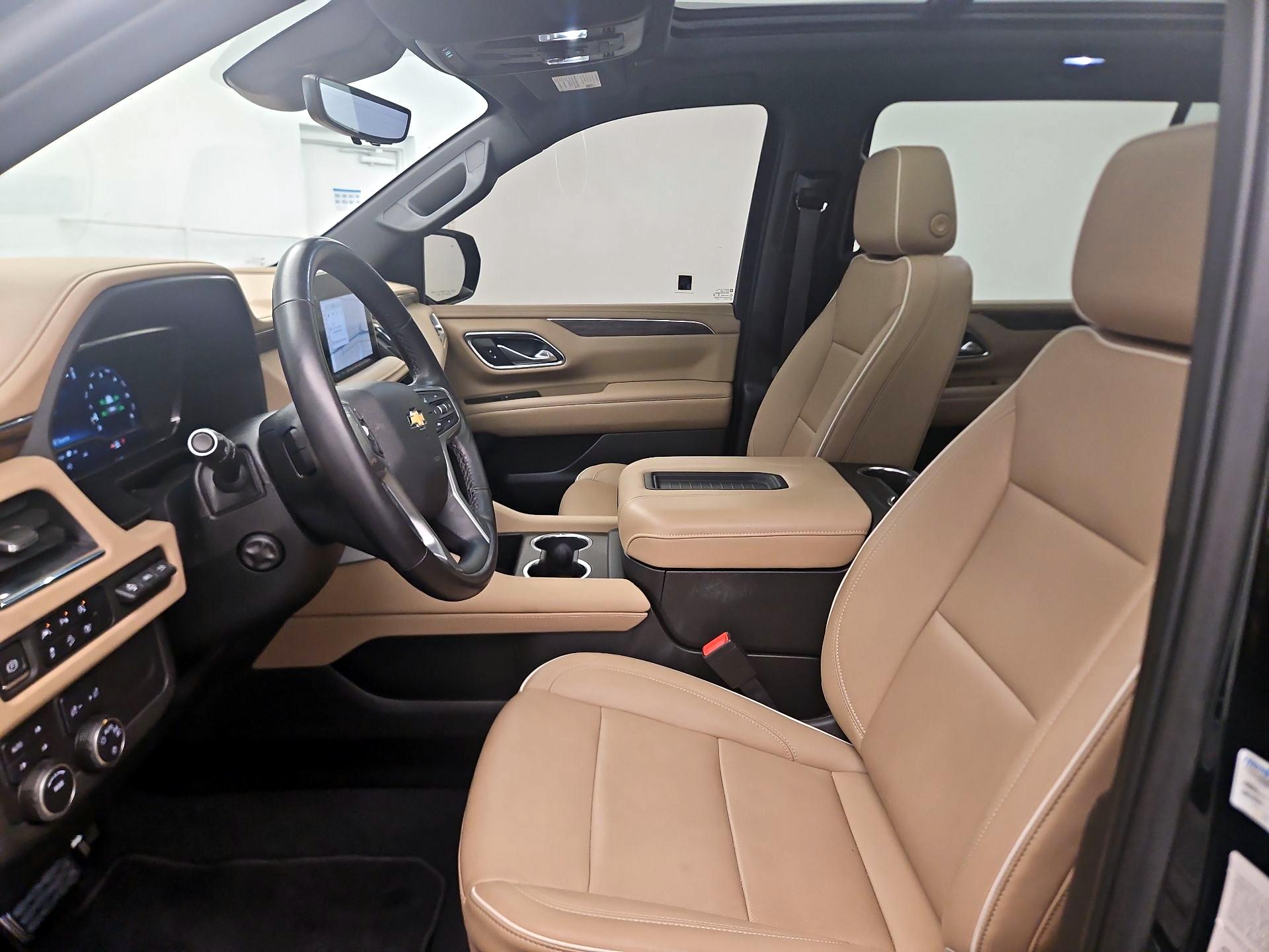 Thumbnail: 2023 Chevrolet Suburban - 11