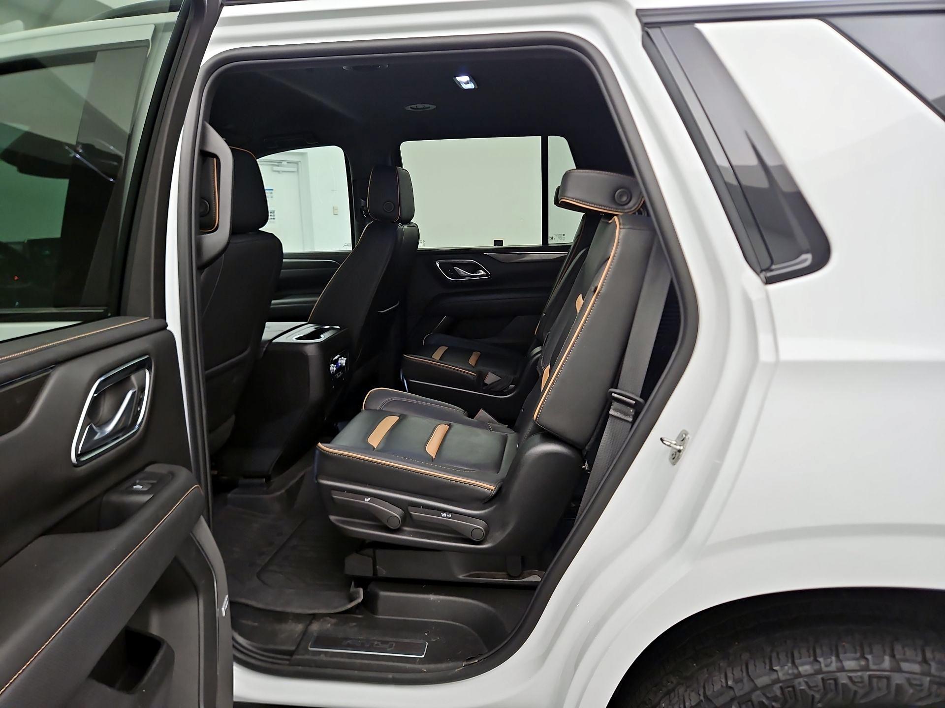 Thumbnail: 2023 GMC Yukon - 18