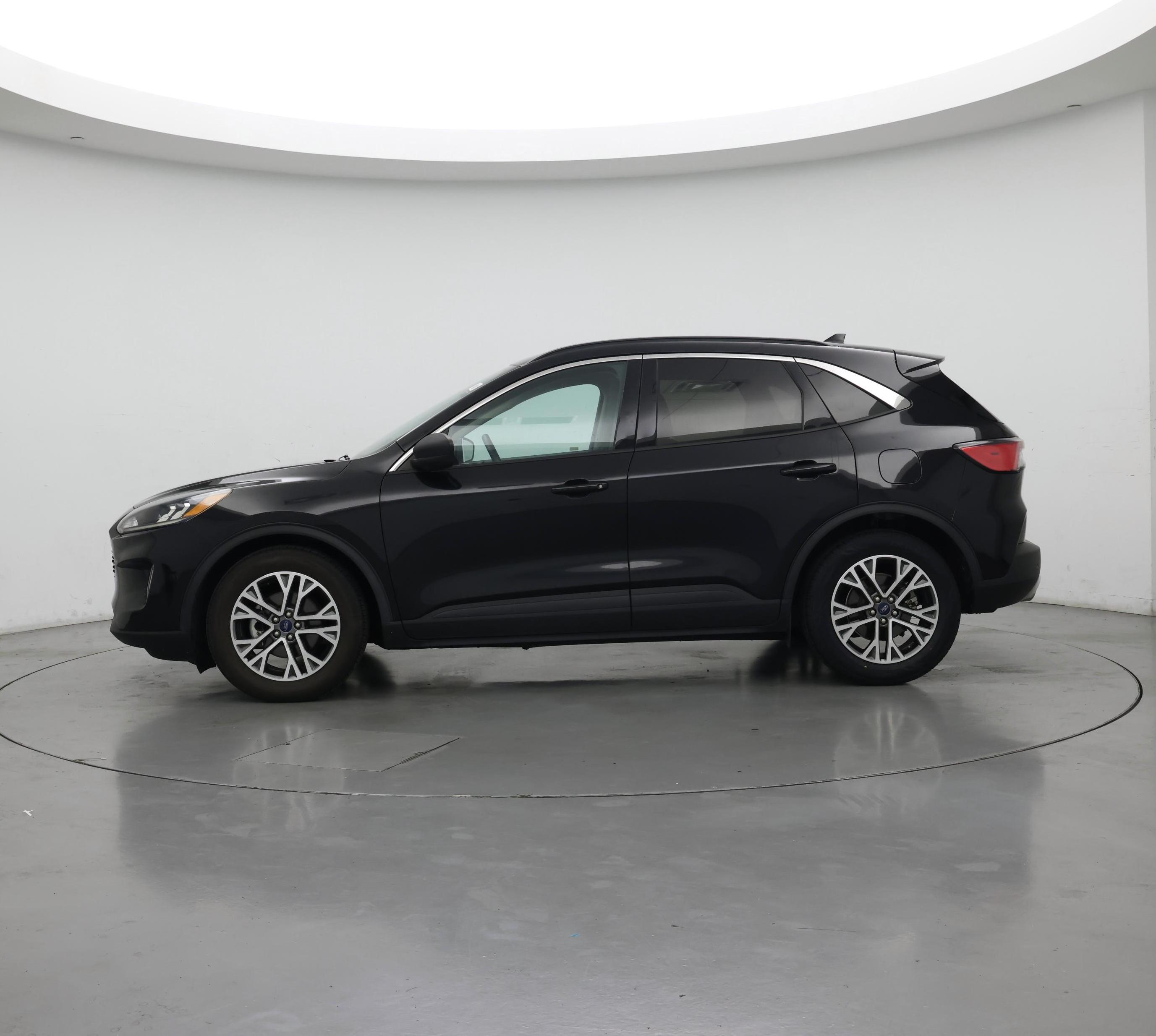 Thumbnail: 2020 Ford Escape - 3