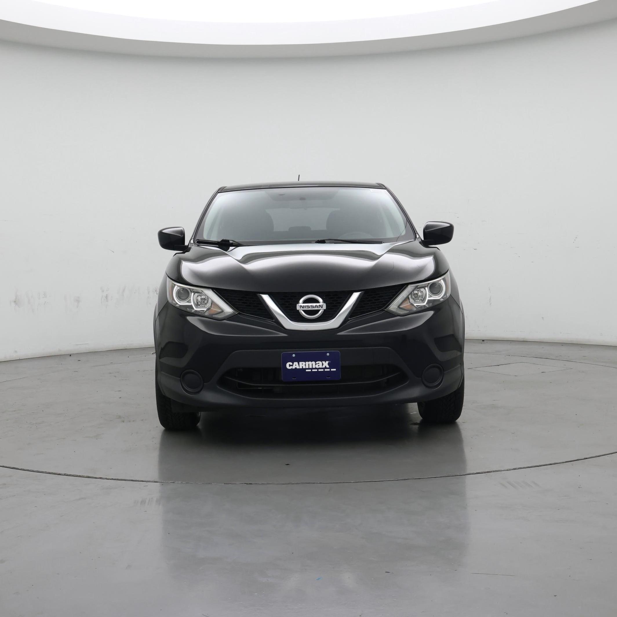 Thumbnail: 2017 Nissan Rogue Sport - 5