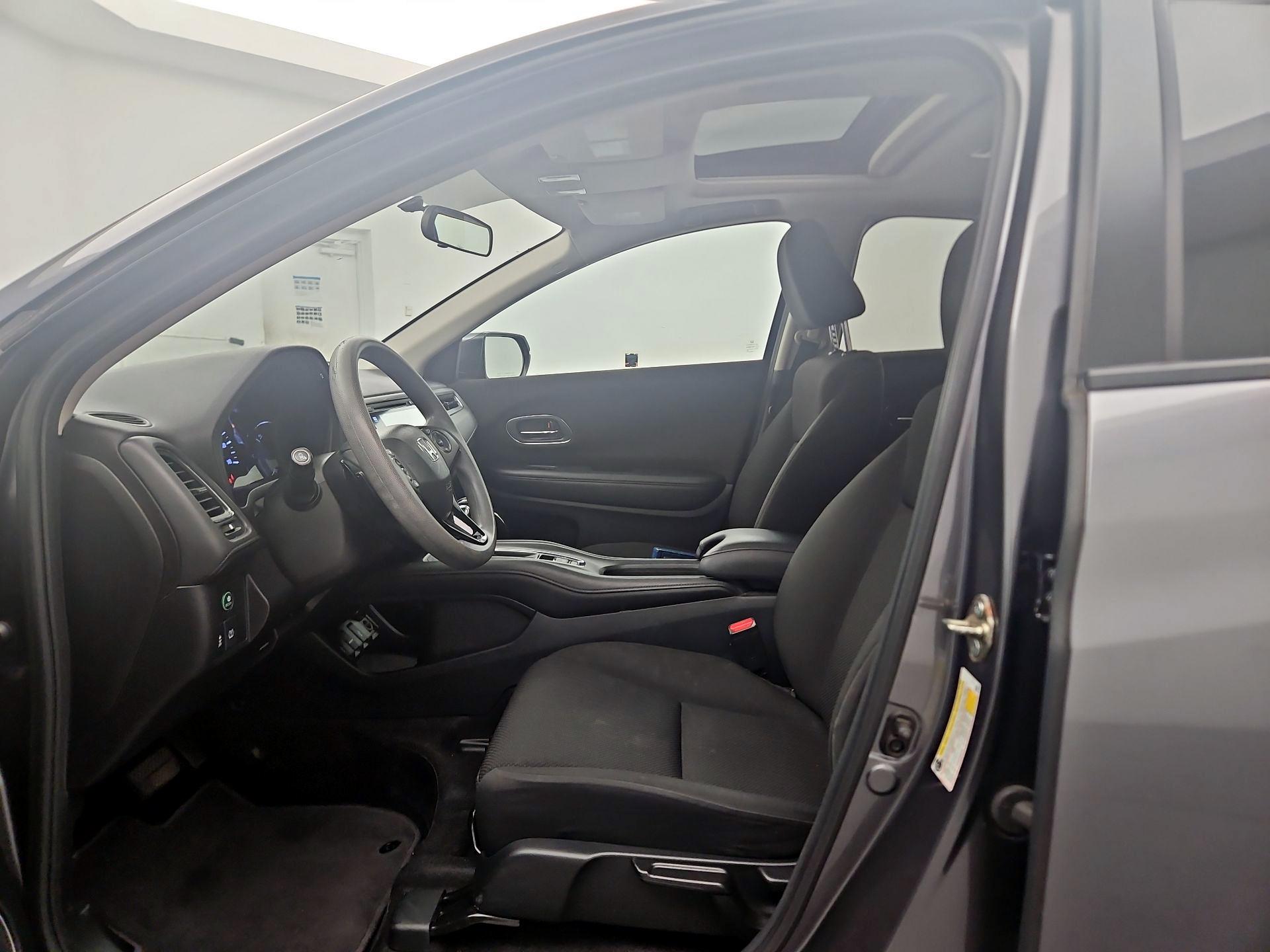 Thumbnail: 2017 Honda HR-V - 11