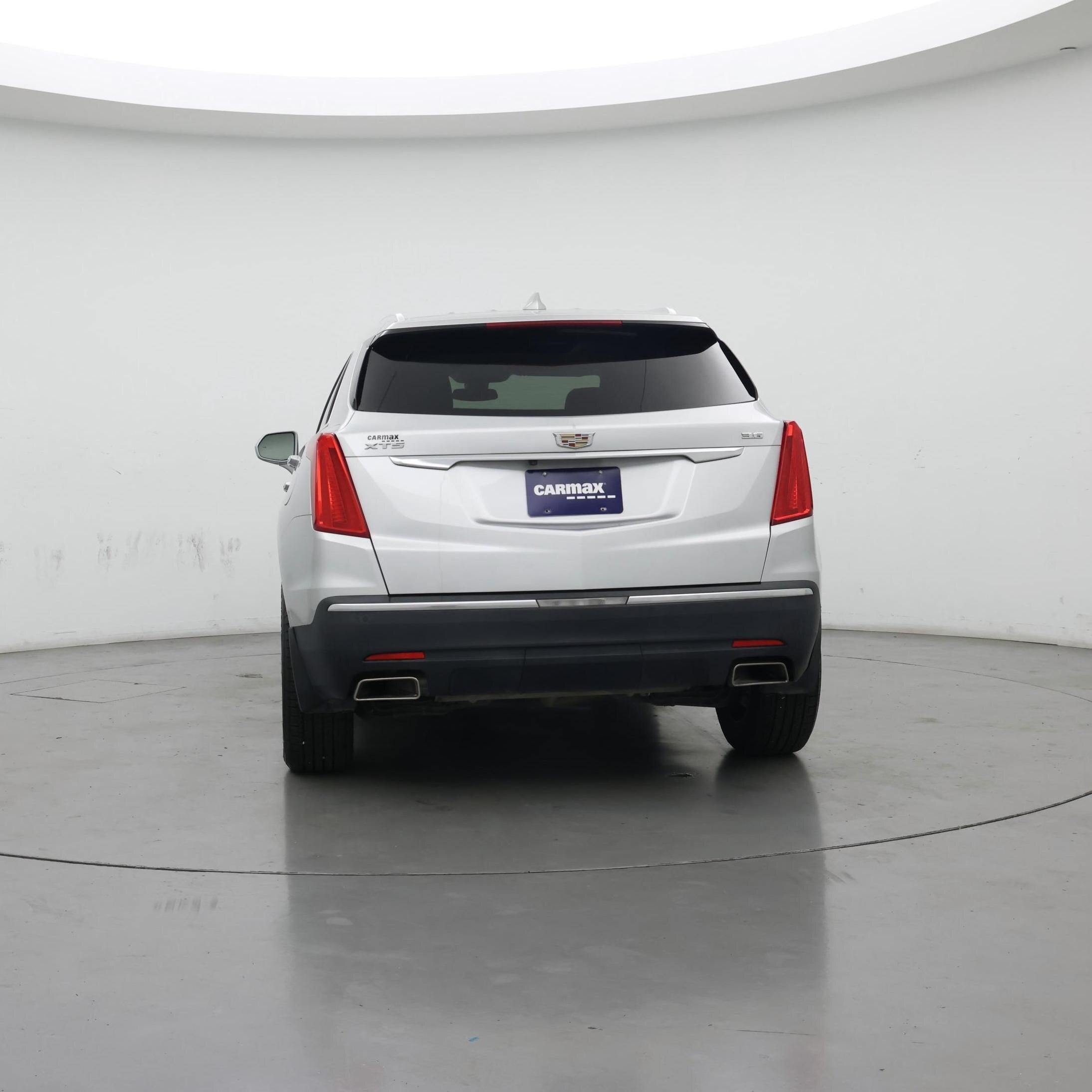 Thumbnail: 2017 Cadillac XT5 - 6