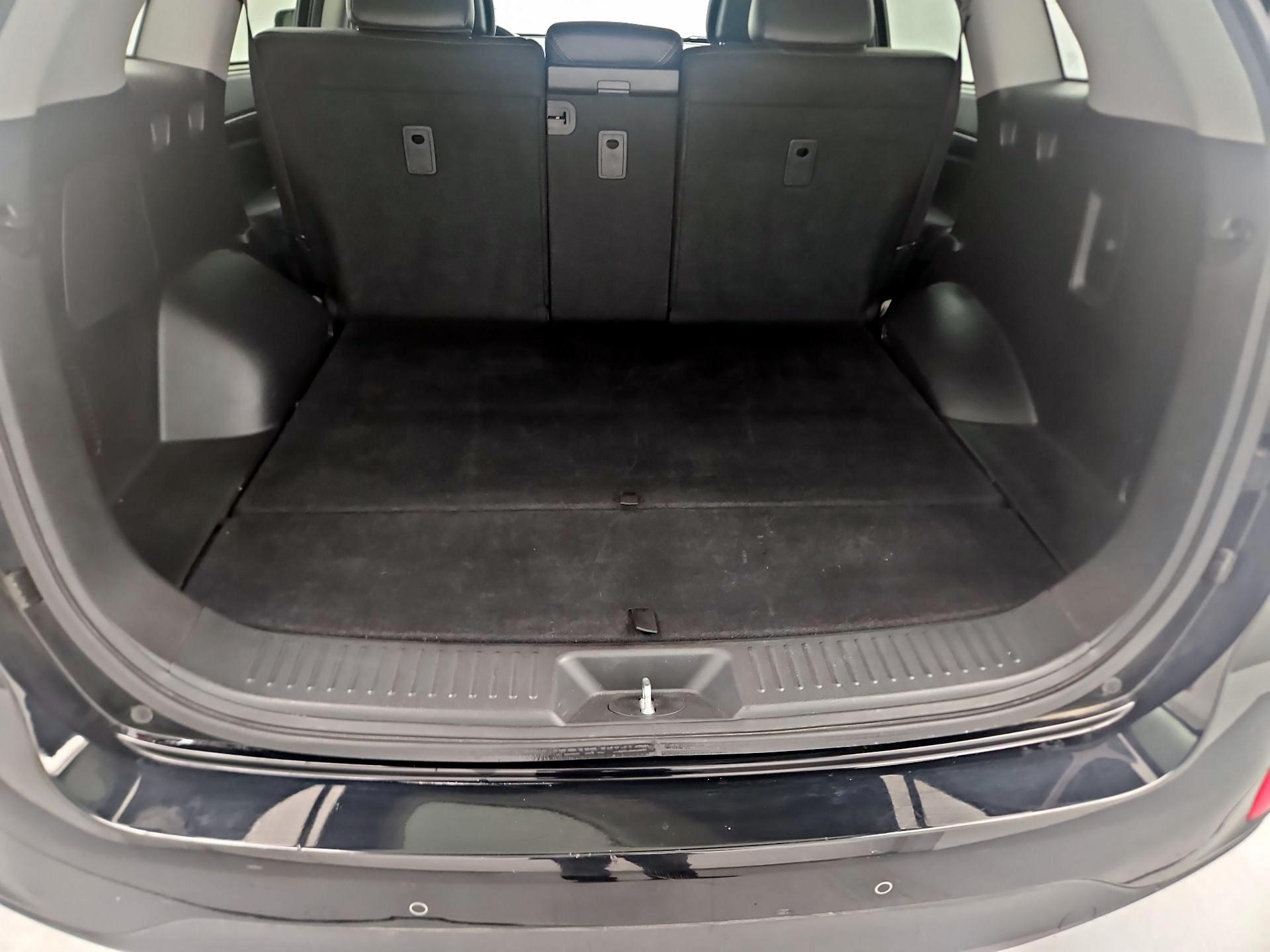 Thumbnail: 2015 Kia Sorento - 18